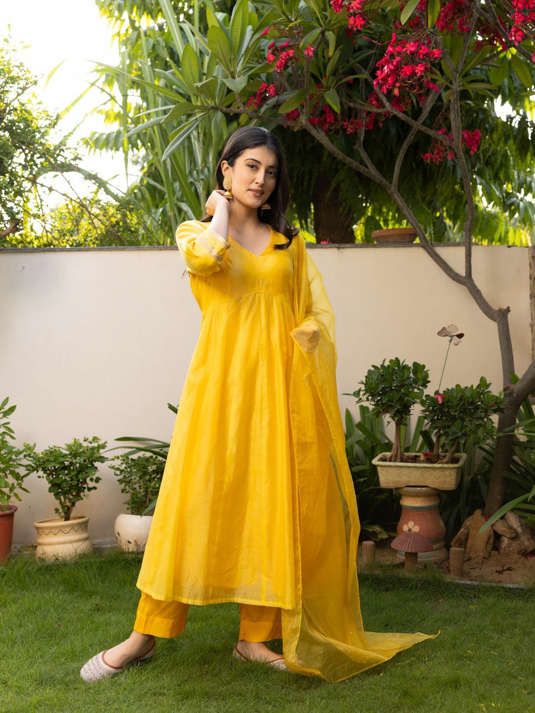 

Ambraee Empire Chanderi Cotton A-Line Kurta With Trousers & Dupatta, Yellow