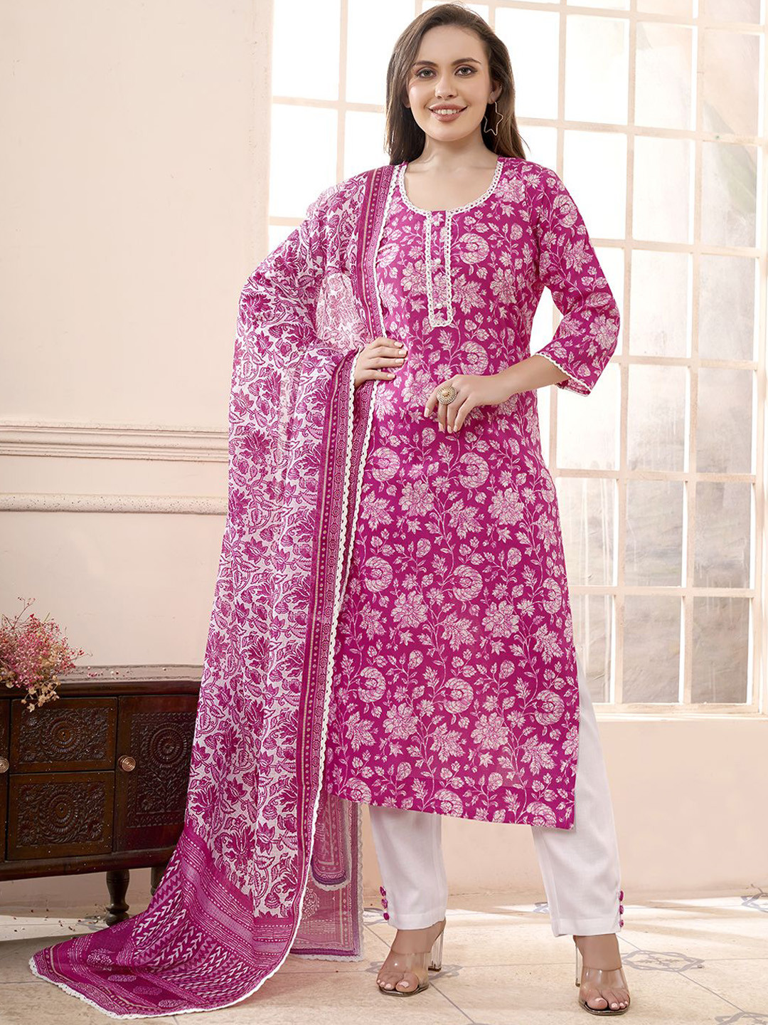 

Anouk Women Floral Printed Regular Gotta Patti Kurta with Trousers & With Dupatta, Pink