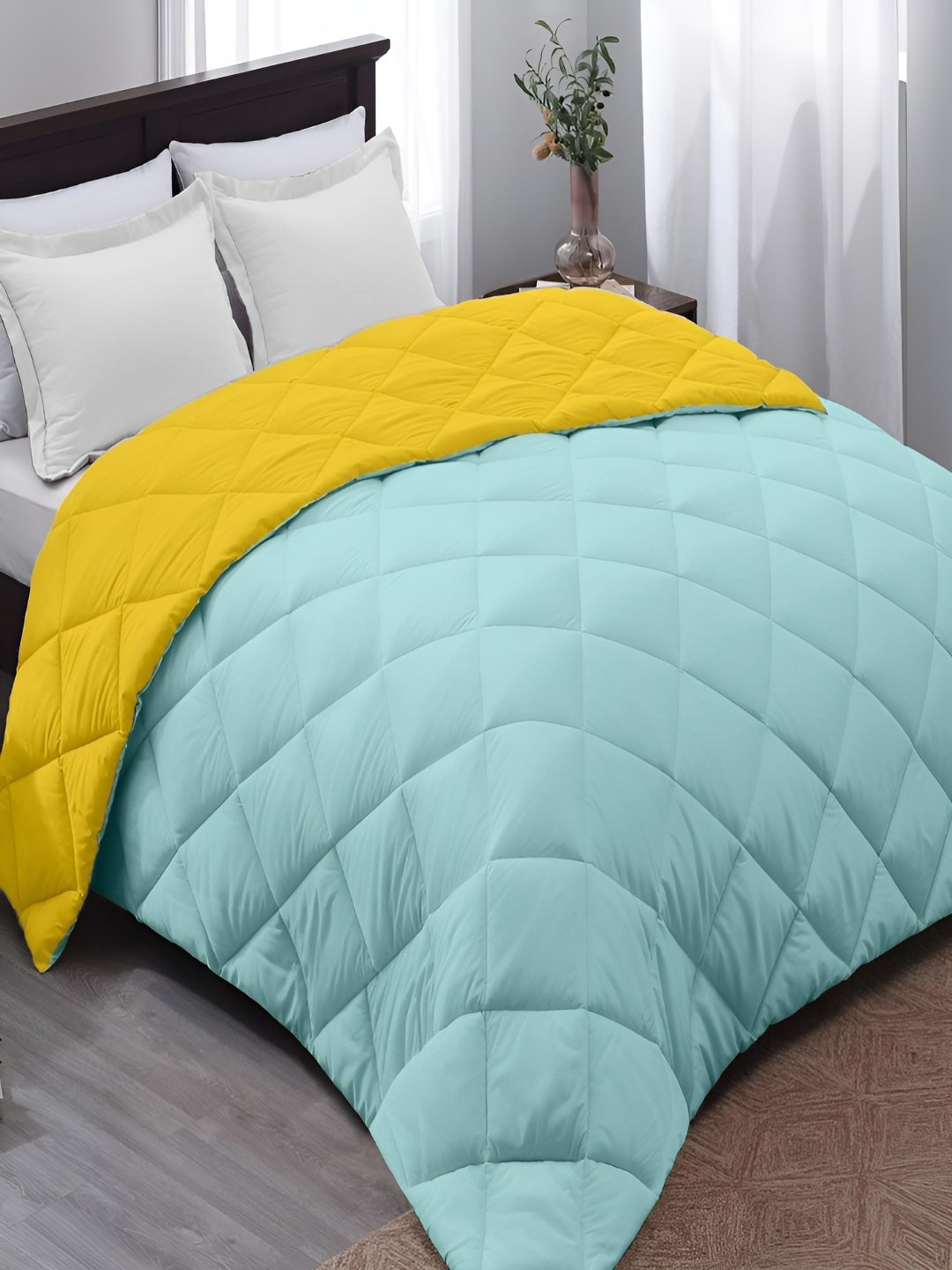 

tundwal's Sea Green & Yellow Heavy Winter 210 GSM Single Bed Comforter