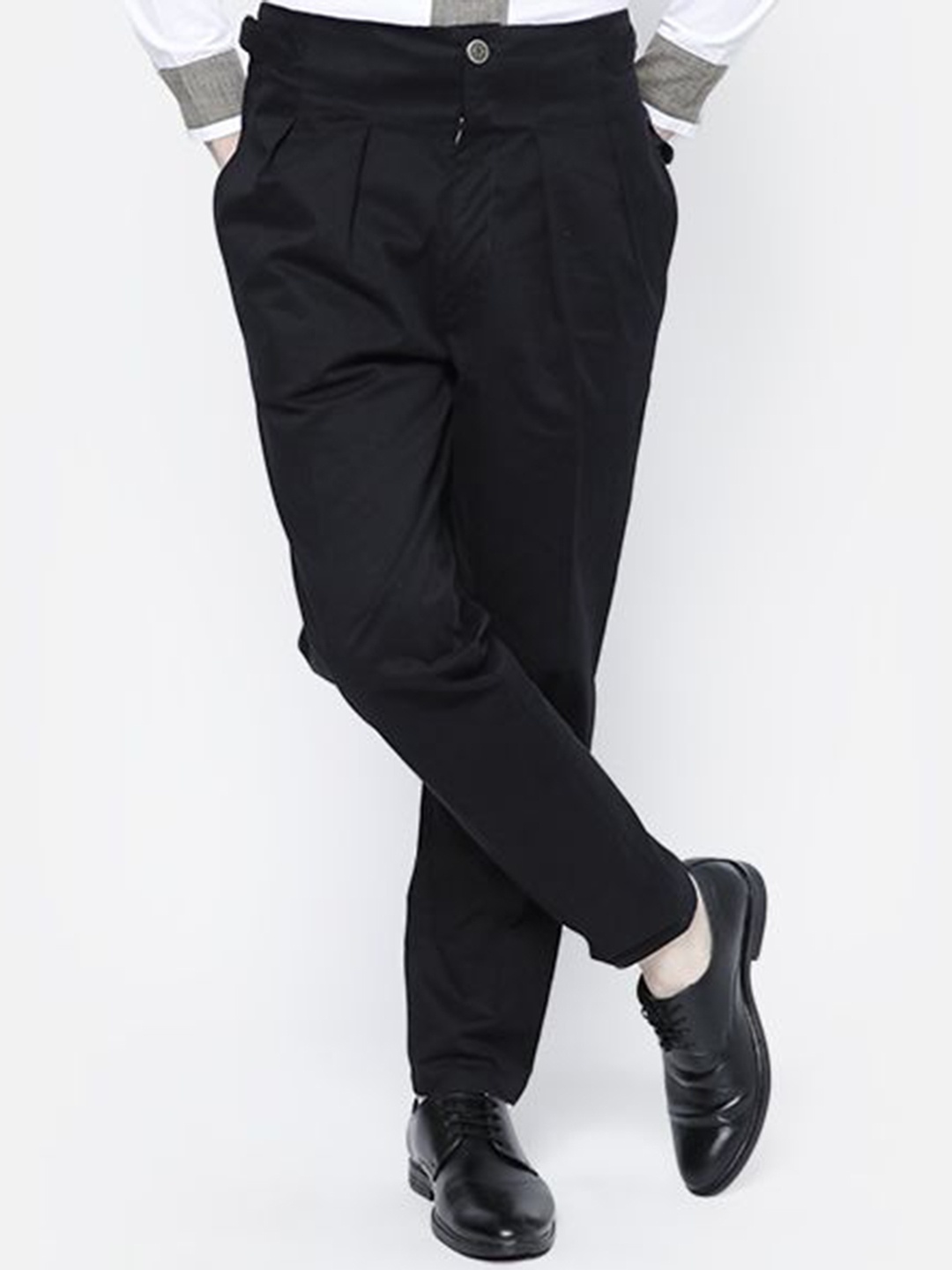 

SAMMYUKK Men Pleated Mid Rise Formal Trousers, Black