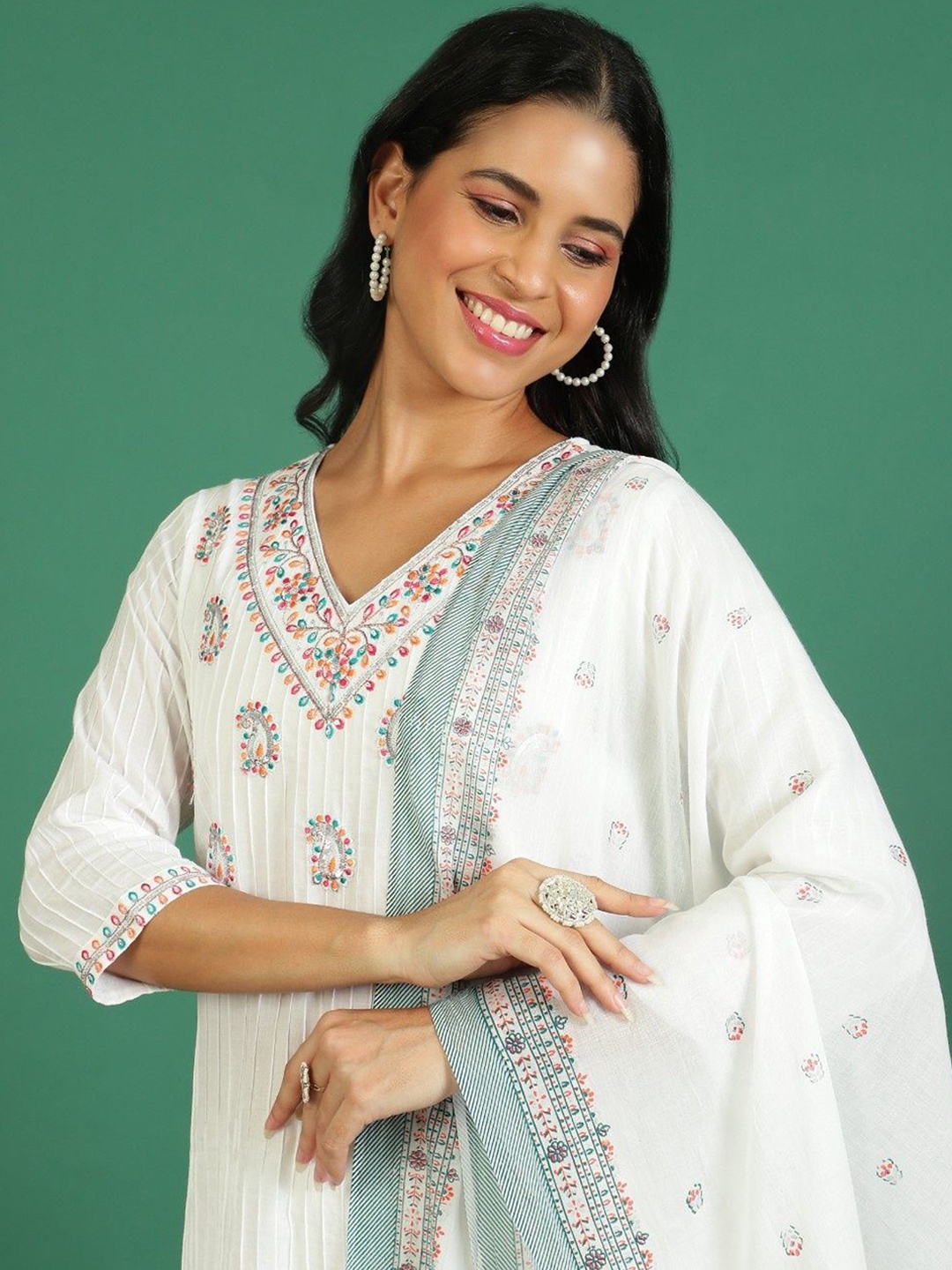 

Sangria Printed Pure Cotton V- Neck Kurta & Trousers With Dupatta, White