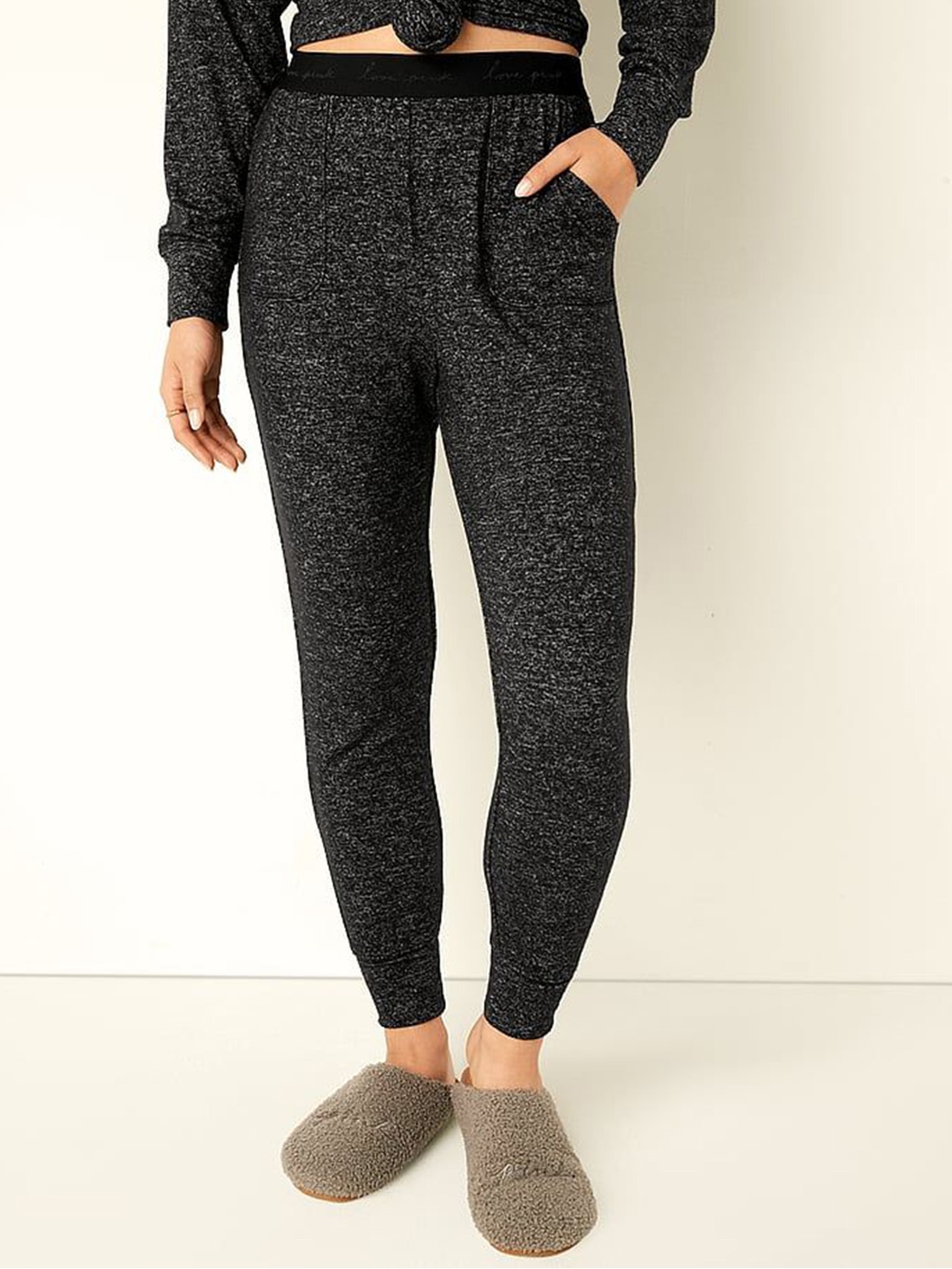 

Victoria's Secret Printed Joggers Lounge Pant, Black