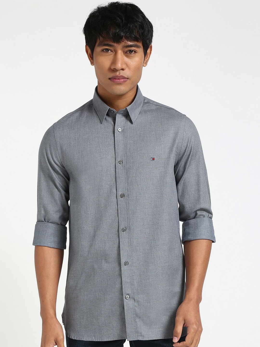 

Tommy Hilfiger Men Slim Fit Opaque Casual Shirt, Red