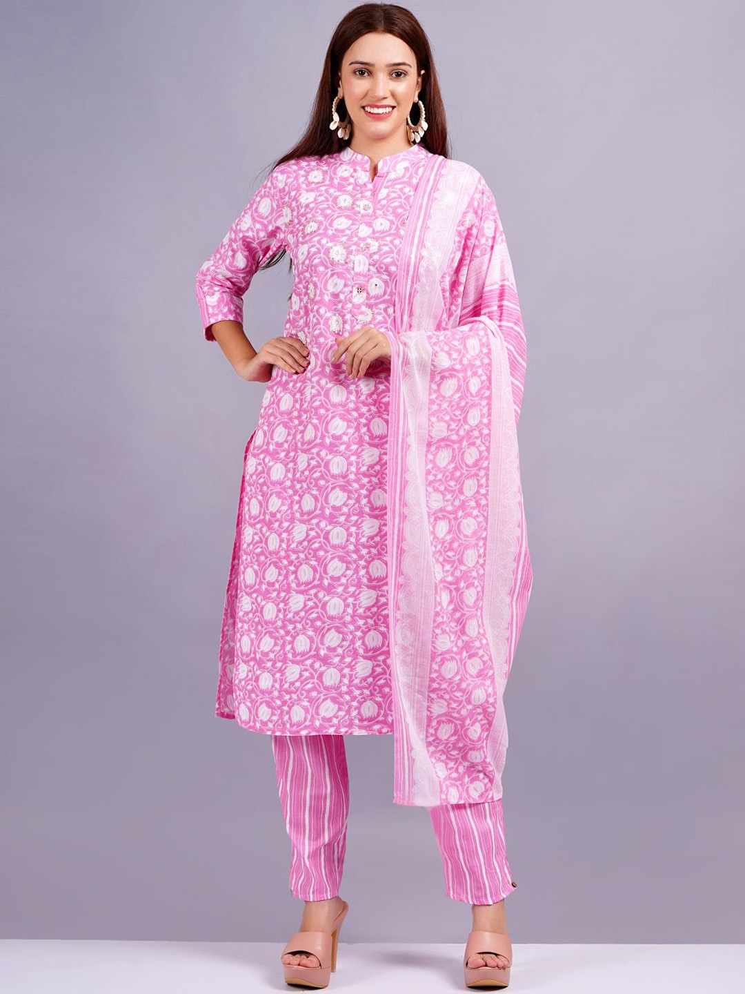 

HIGHLIGHT FASHION EXPORT Women Ethnic Motifs Printed Regular Zardozi Pure Cotton Kurta with Trousers & With, Pink