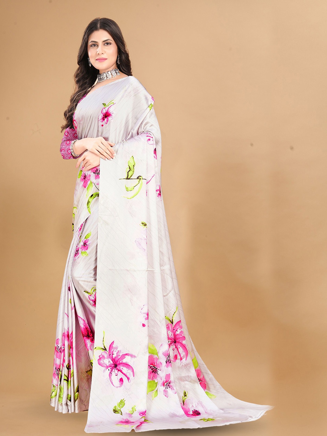 

Anouk Women Floral Printed Satin Saree, Off white