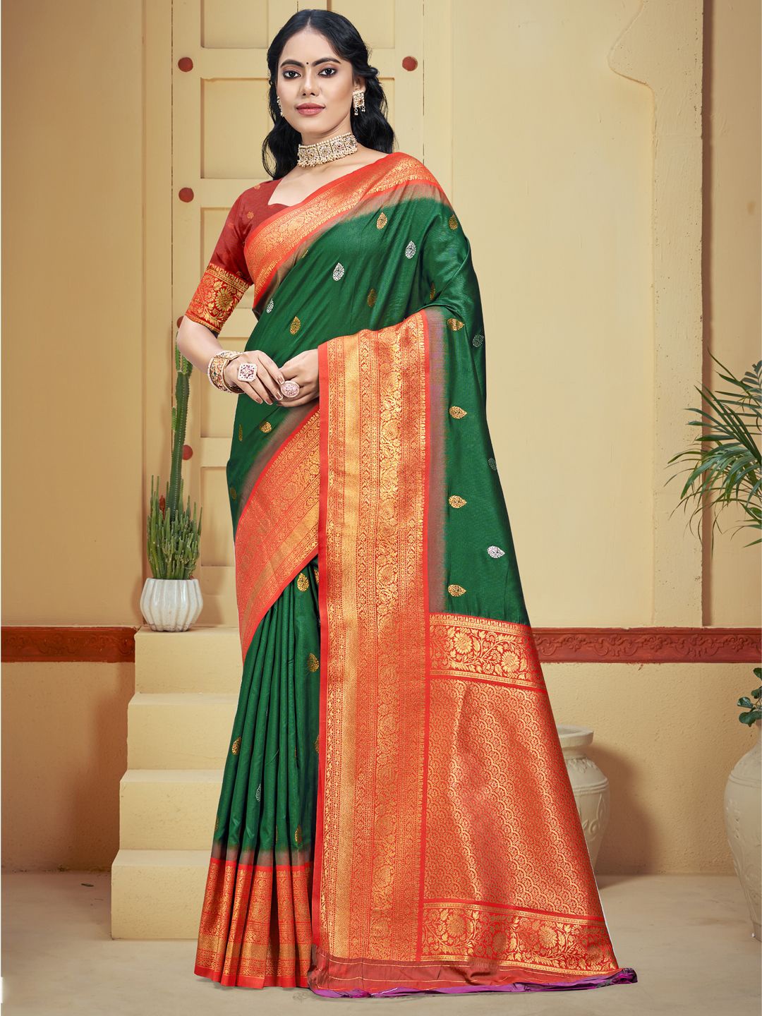 

SANGAM PRINTS Woven Design Zari Silk Blend Designer Tussar Saree, Green