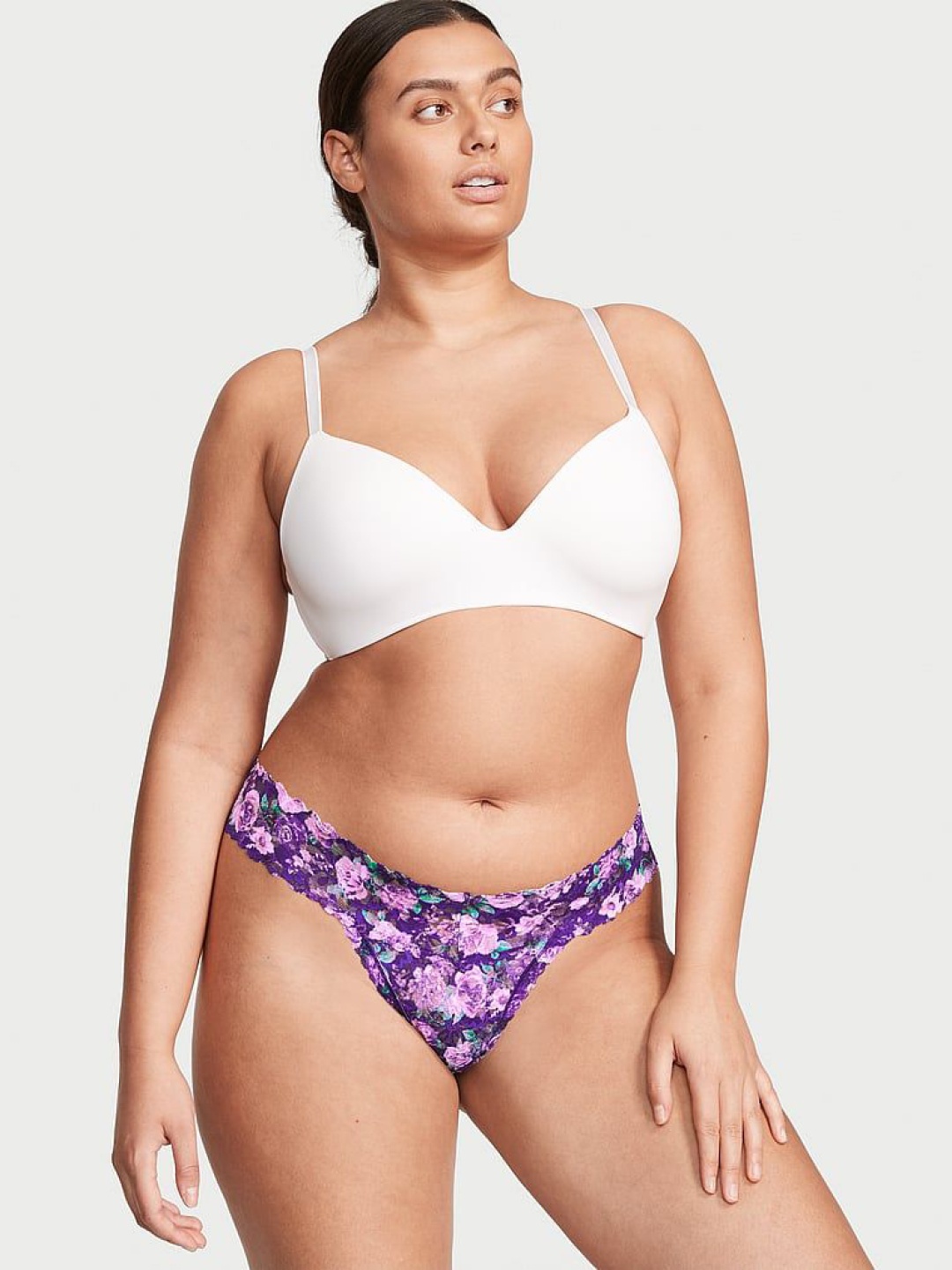 

Victoria's Secret The Lacie Lacie Floral Printed Low- Rise Thong Briefs 111461015QY6, Purple