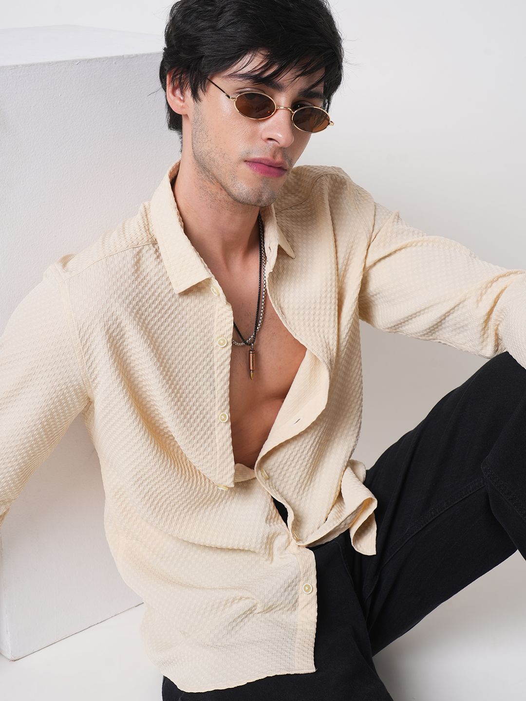 

VASTRADO Men Classic Fit Spread Collar Textured Slim Fit Casual Shirt, Cream