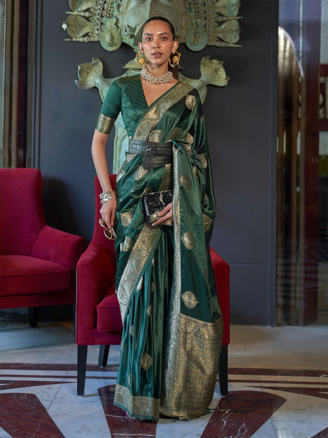 

ODETTE Woven Design Zari Silk Blend Saree, Green