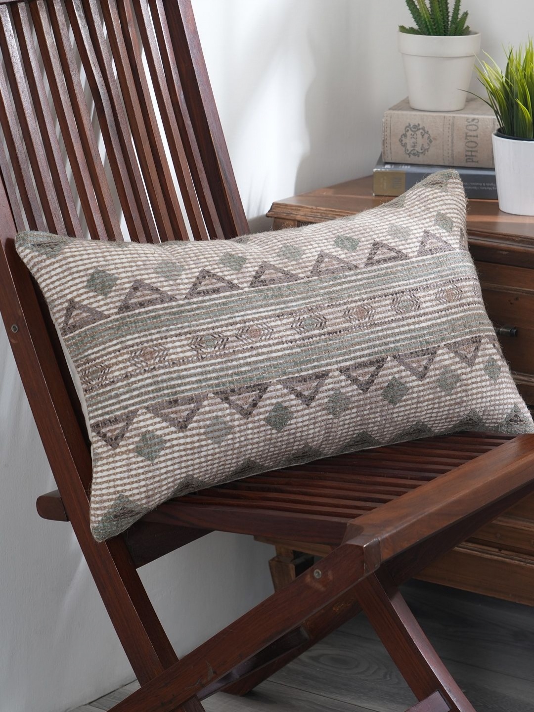 

MASPAR Indigenous Artisan White & Green Abstract Printed Cotton Rectangle Cushion Cover