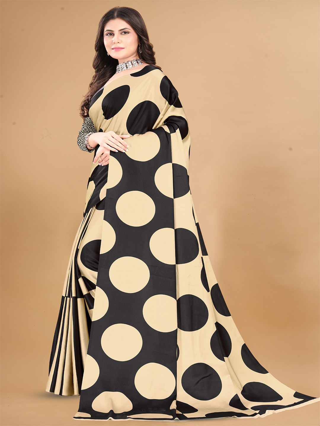 

Anouk Polka Dot Saree With Blouse Piece, Beige