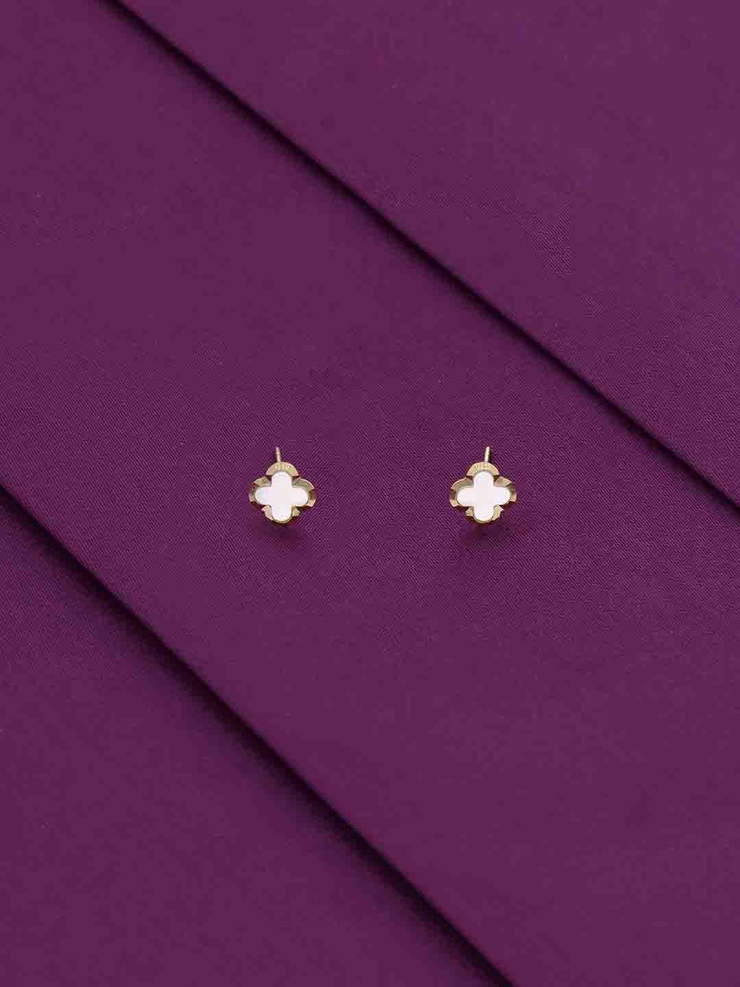 

KAI JEWEL Contemporary Studs Earrings, Gold