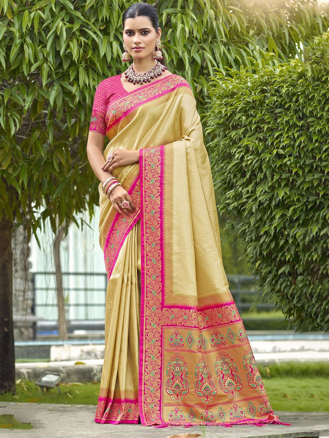 

SANGAM PRINTS Woven Design Zari Silk Blend Tussar Saree, Beige