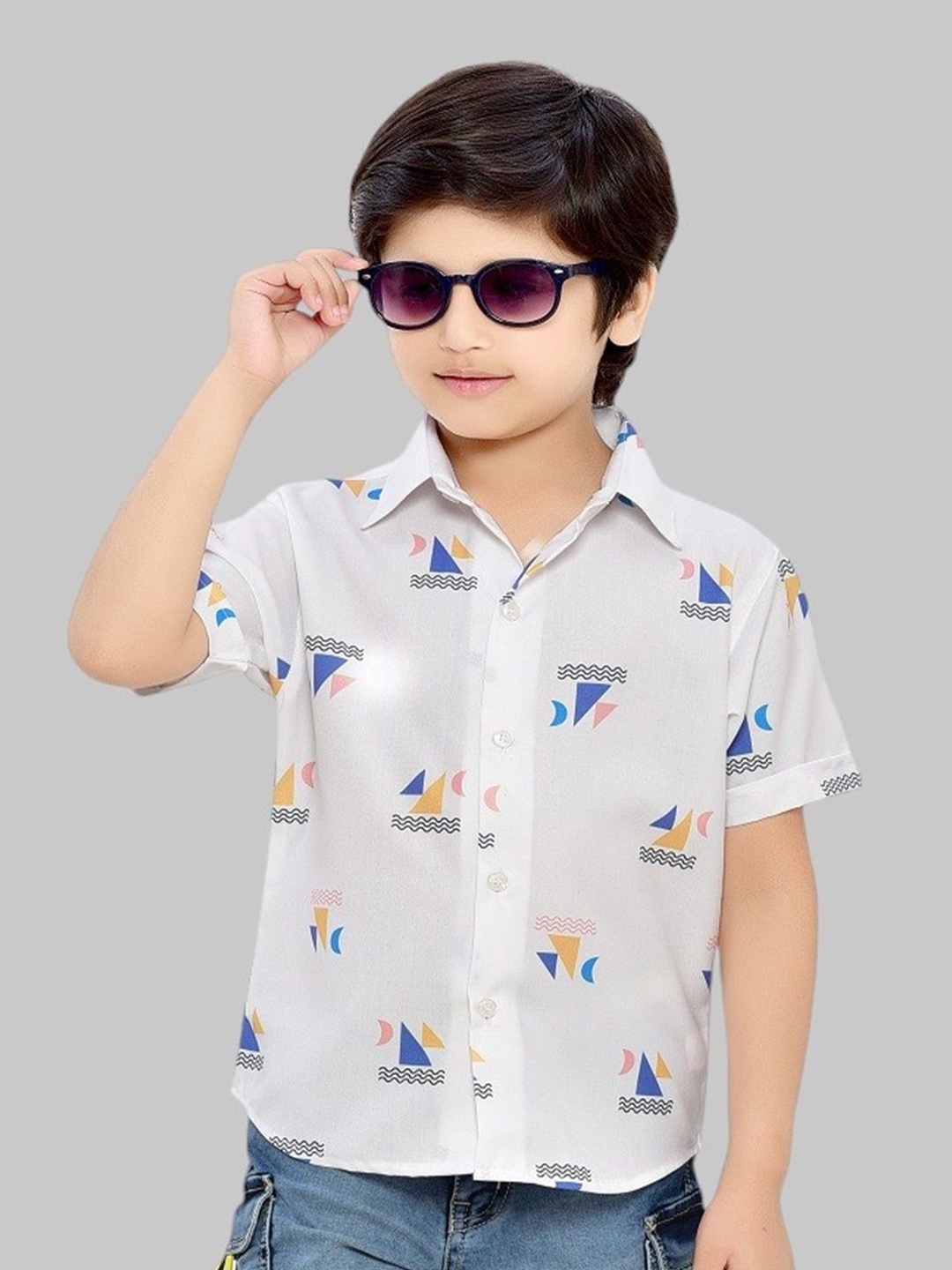 

BAESD Boys Comfort Spread Collar Conversational Printed Cotton Casual Shirt, White