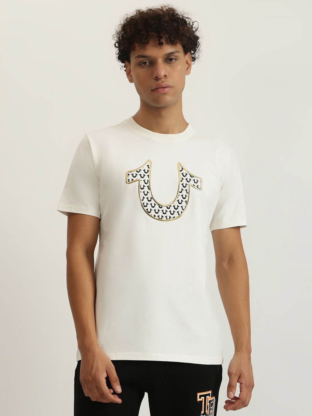 

True Religion Men Brand Logo Printed Pockets T-shirt, White