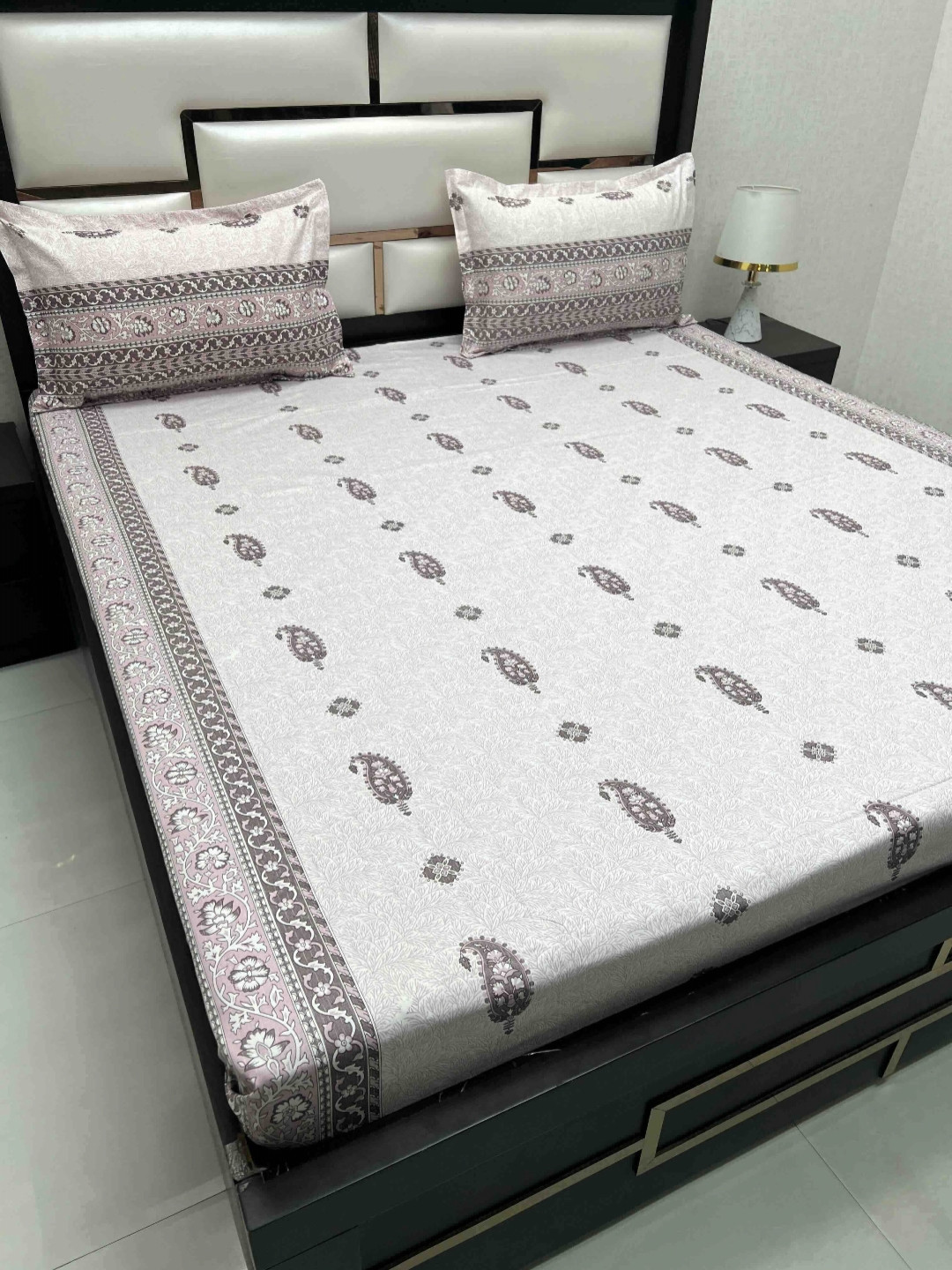 

Pure Decor Royal Passion Pink Ethnic Motifs Cotton 250 TC Queen Bedsheet Set 2.25 x 2.55 m