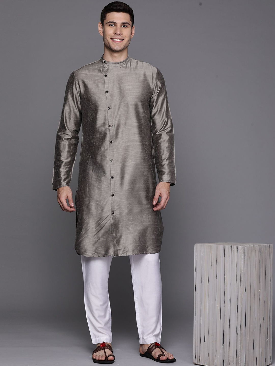 

Anouk Men Liva Kurta, Grey