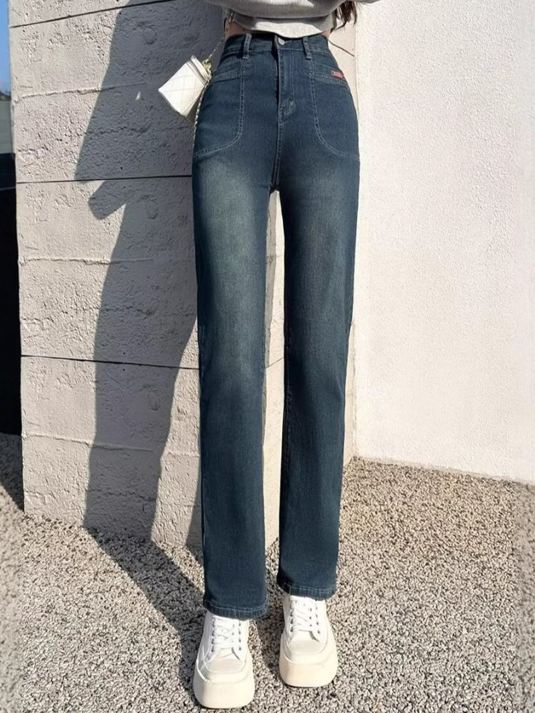 

StyleCast Women Straight Fit Light Fade Jeans, Blue