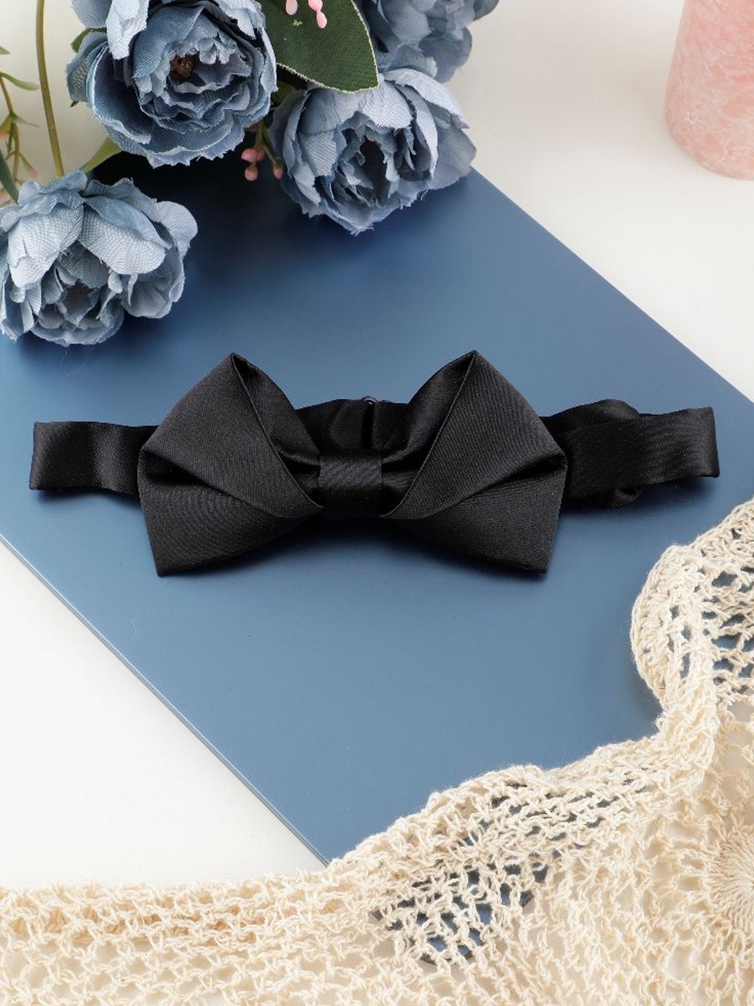 

Alvaro Castagnino Men Bow Tie, Black