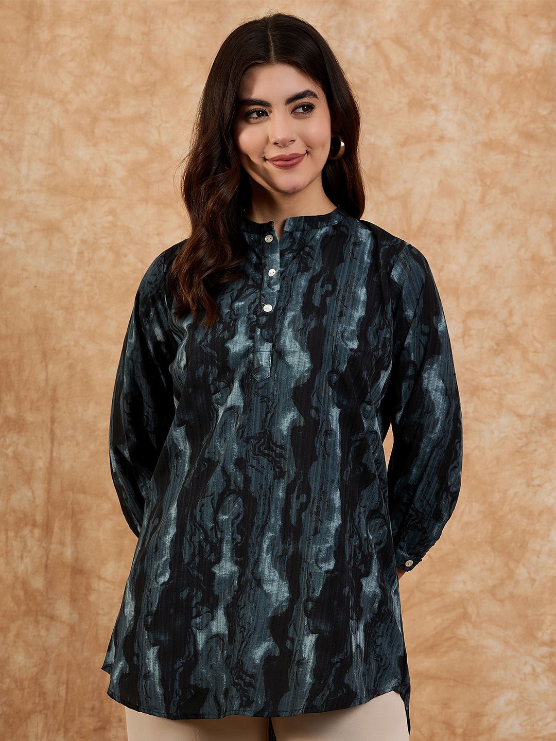 

Anouk Women Mandarin Collar Printed Tunic, Blue