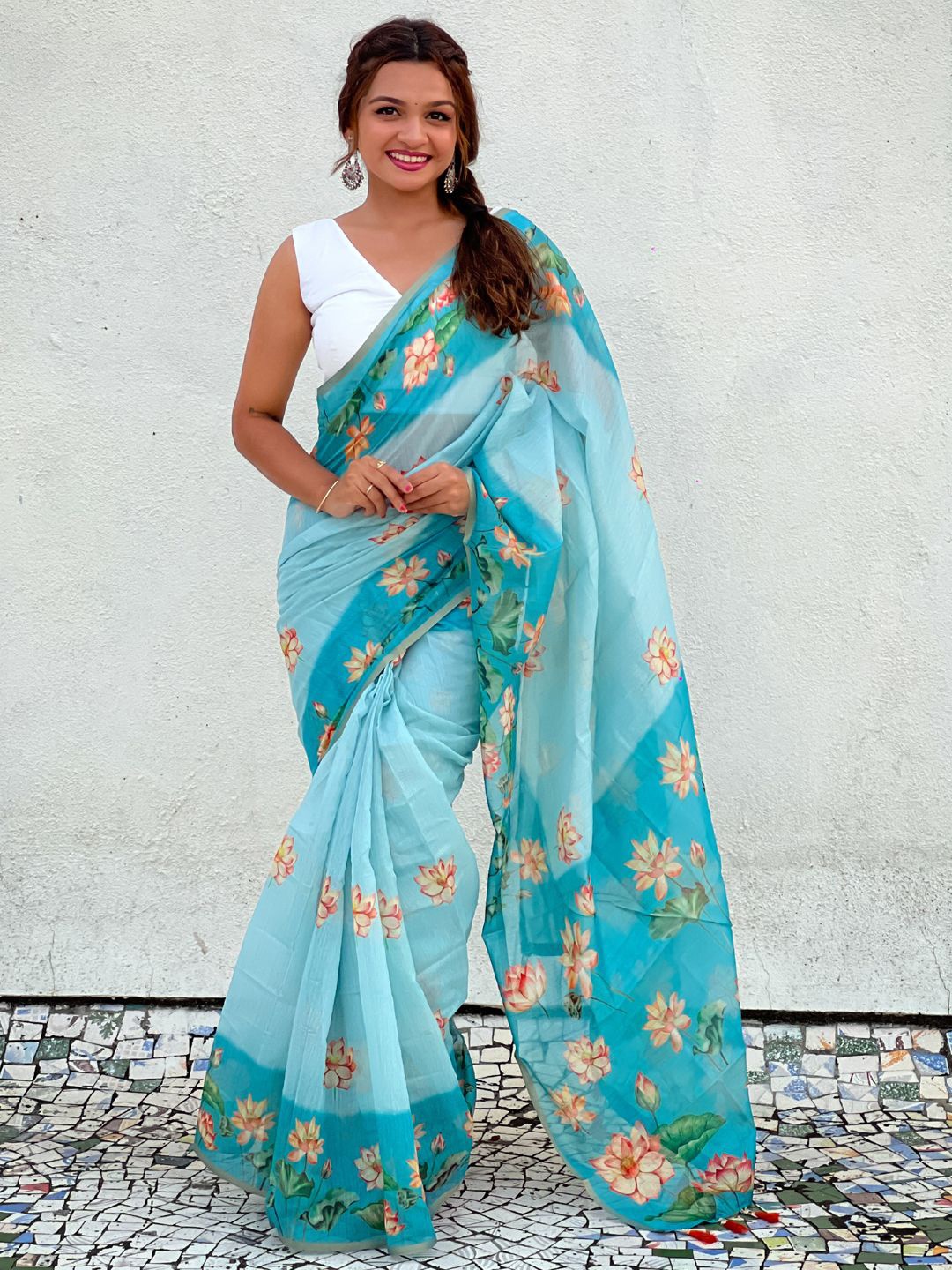 

Mitera Floral Saree, Blue