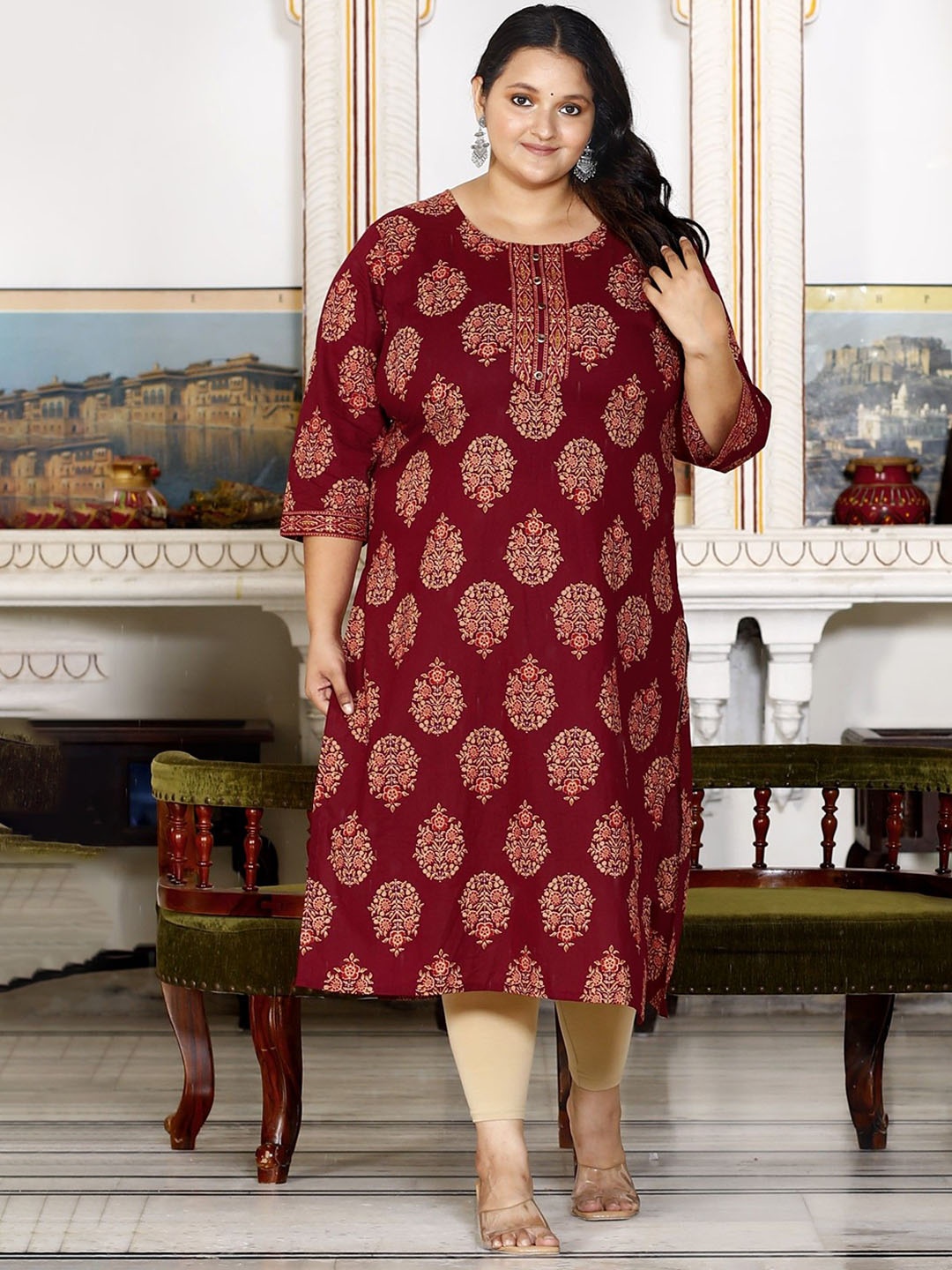 

Swasti Women Floral Printed Floral Kurta, Brown