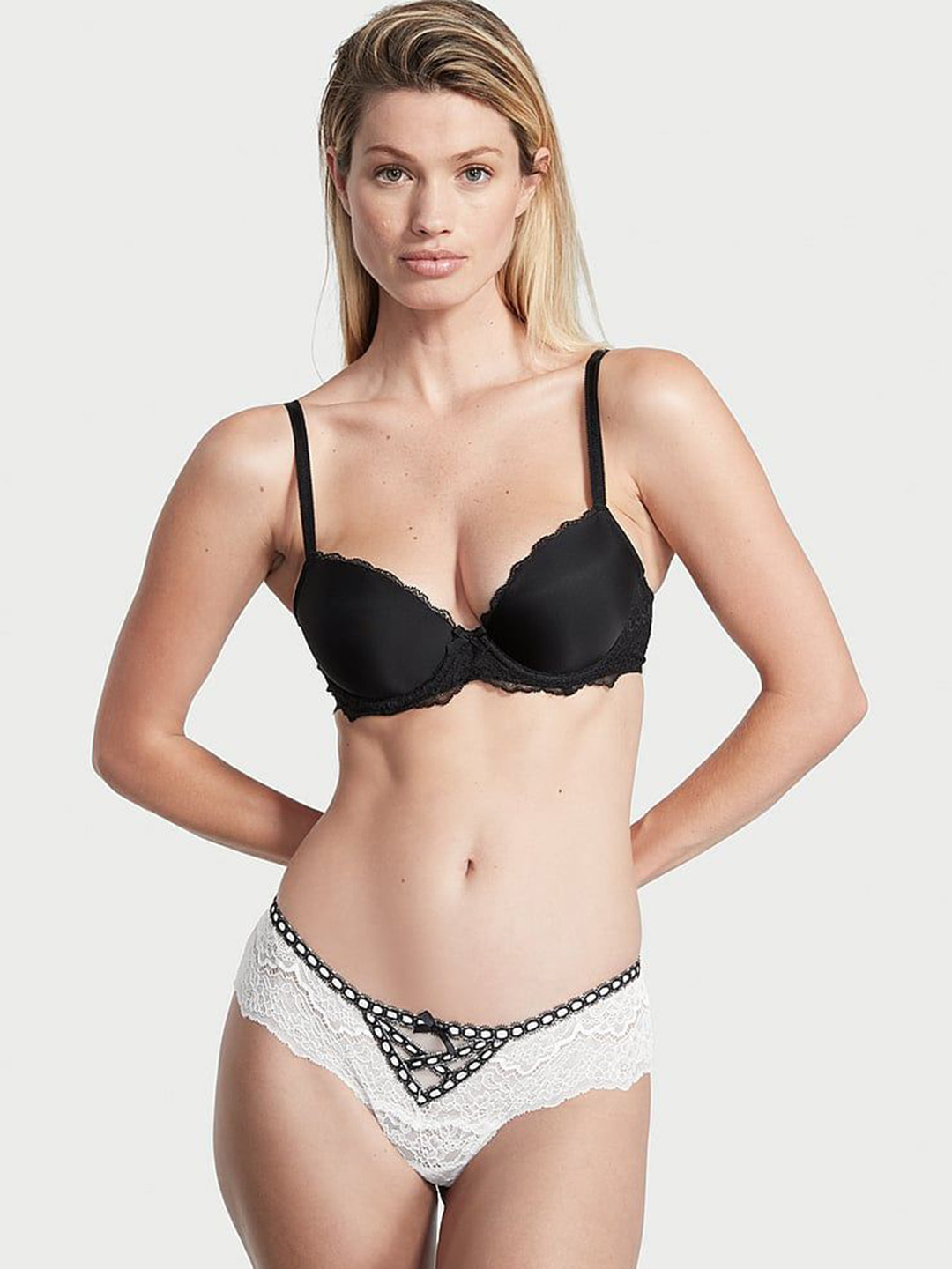 

Victoria's Secret Low Rise Heritage Ribbon Slot Hipster Thong Briefs 1119996934Y5, White