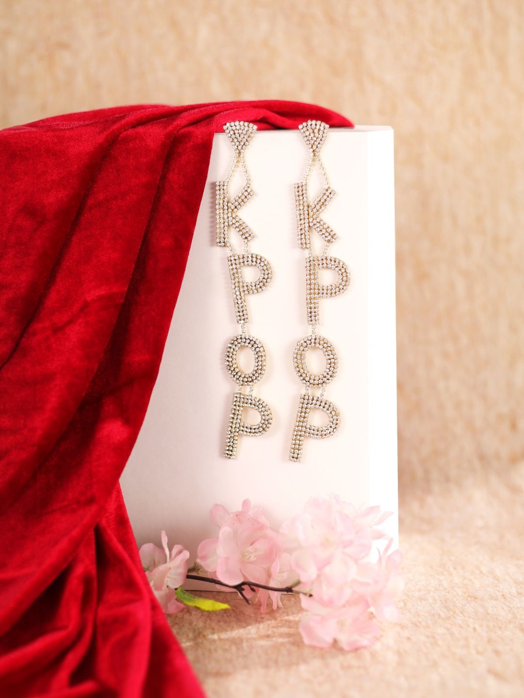 

KPOP Contemporary Drop Earrings, Gold