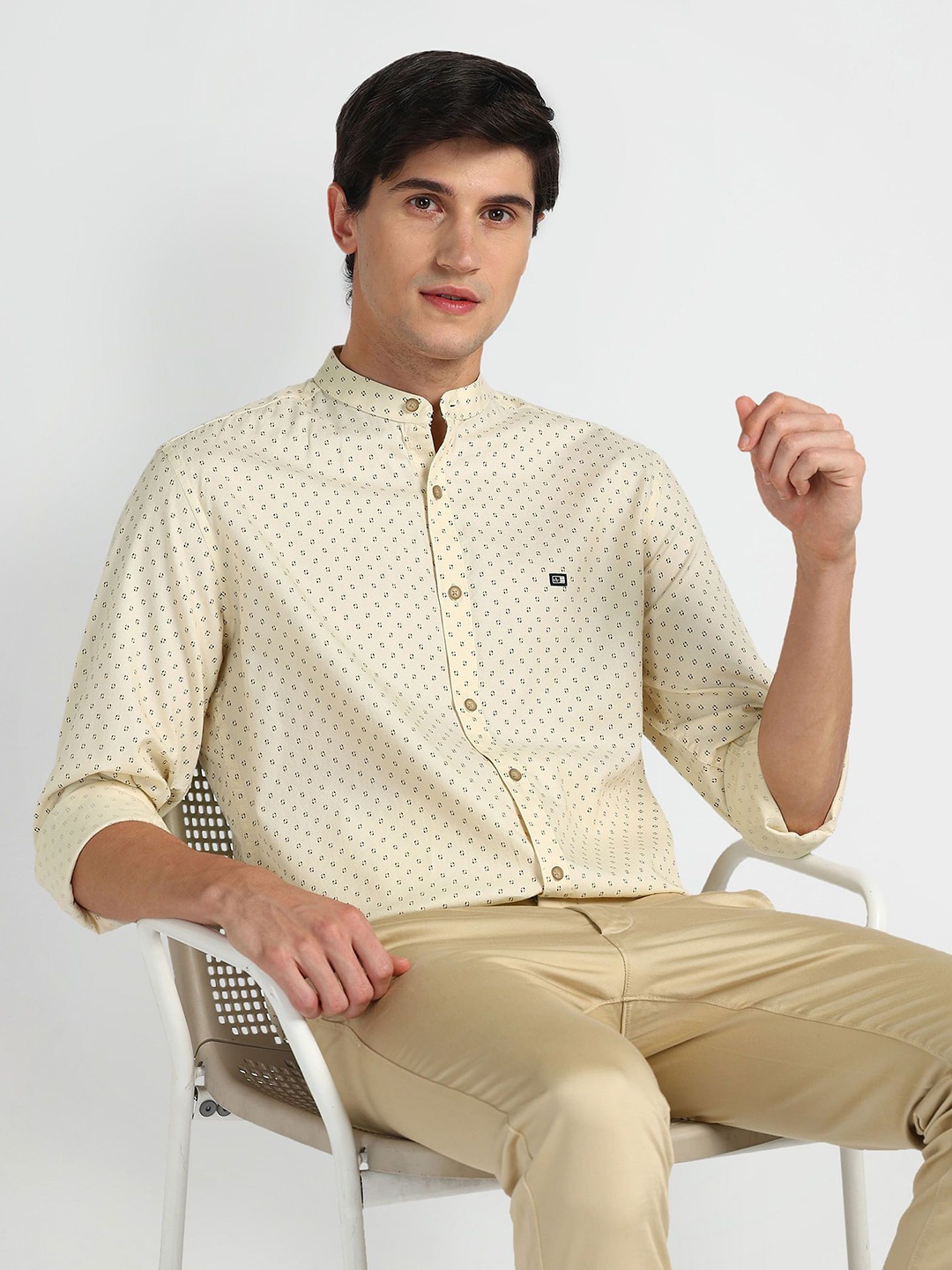 

Arrow Sport Men Slim Fit Opaque Printed Casual Shirt, White