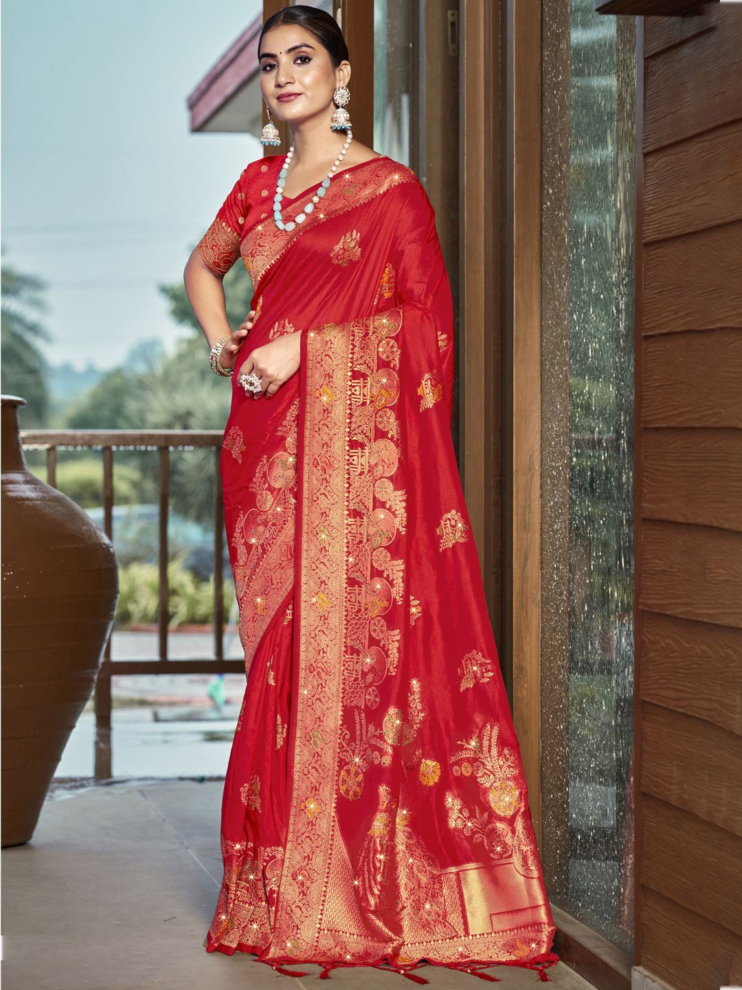 

SANGAM PRINTS Woven Design Zari Silk Blend Tussar Saree, Red