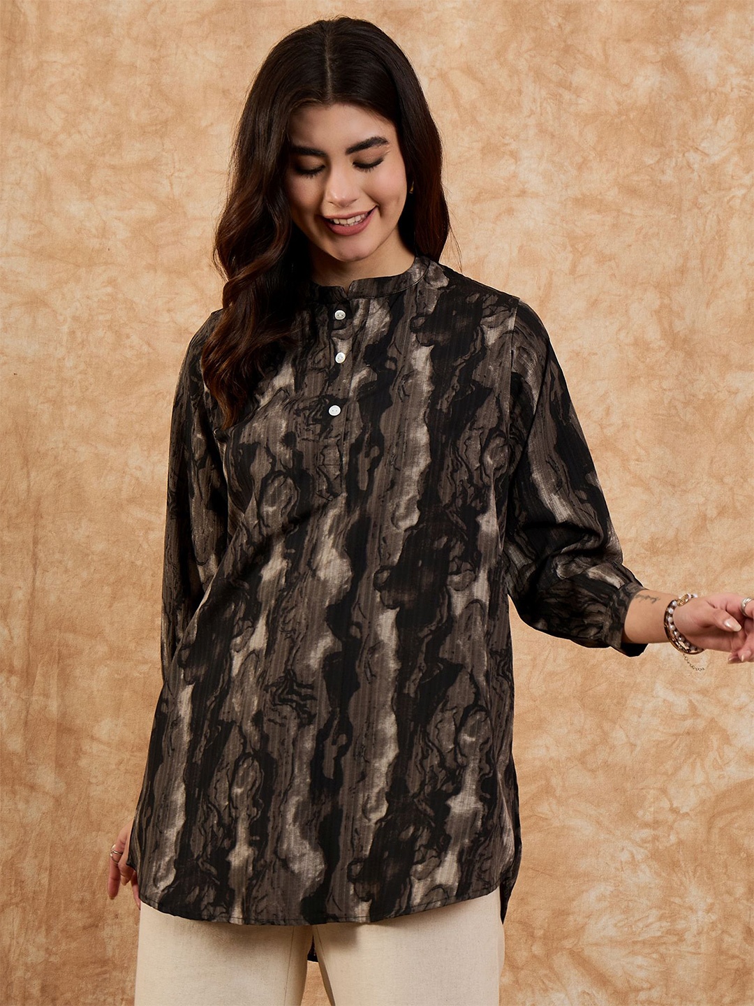 

Anouk Women Printed Mandarin Collar Tunic, Brown
