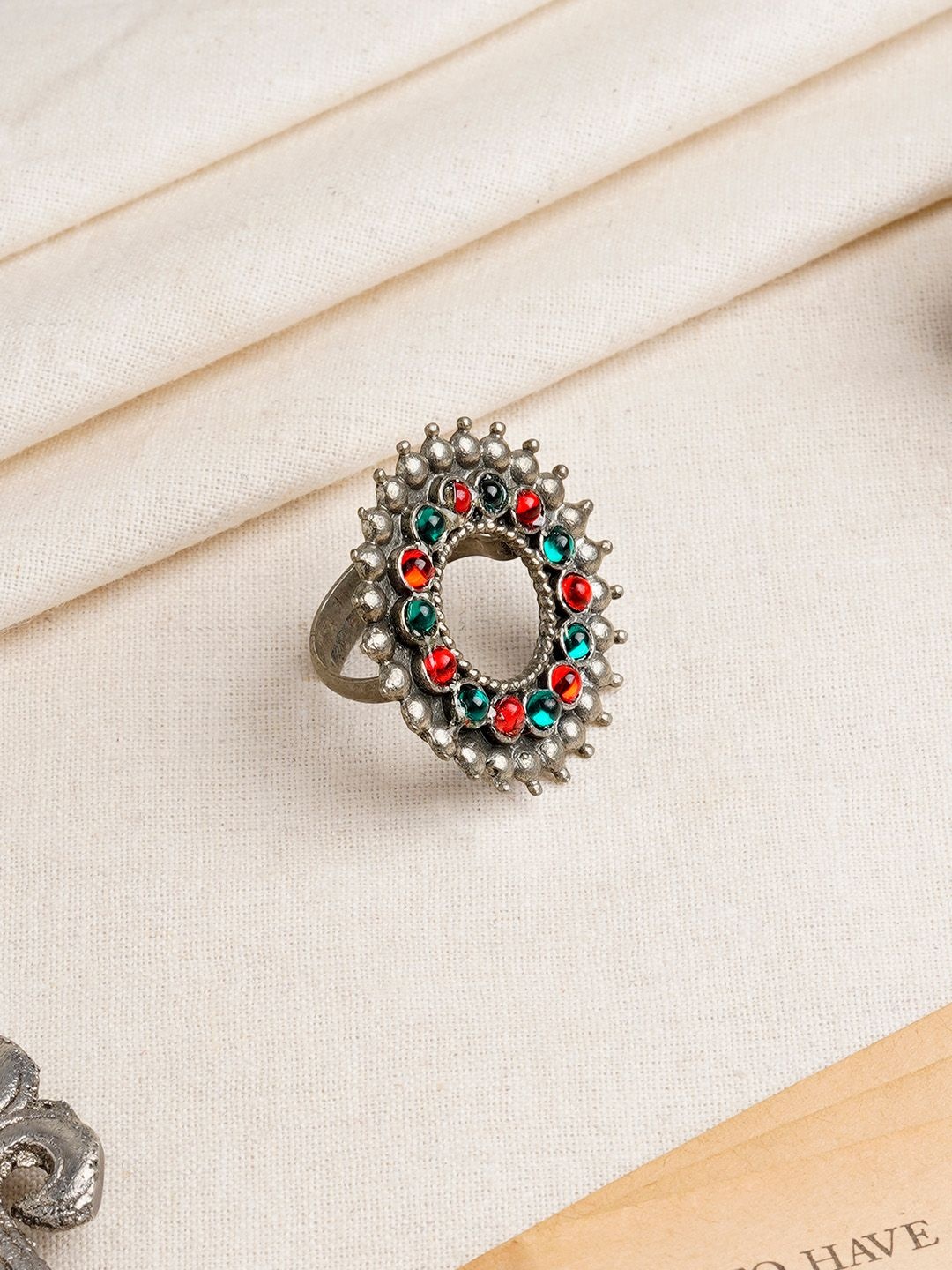 

TEEJH Nila Silver-Plated Stone-Studded Oxidised Adjustable Finger Ring