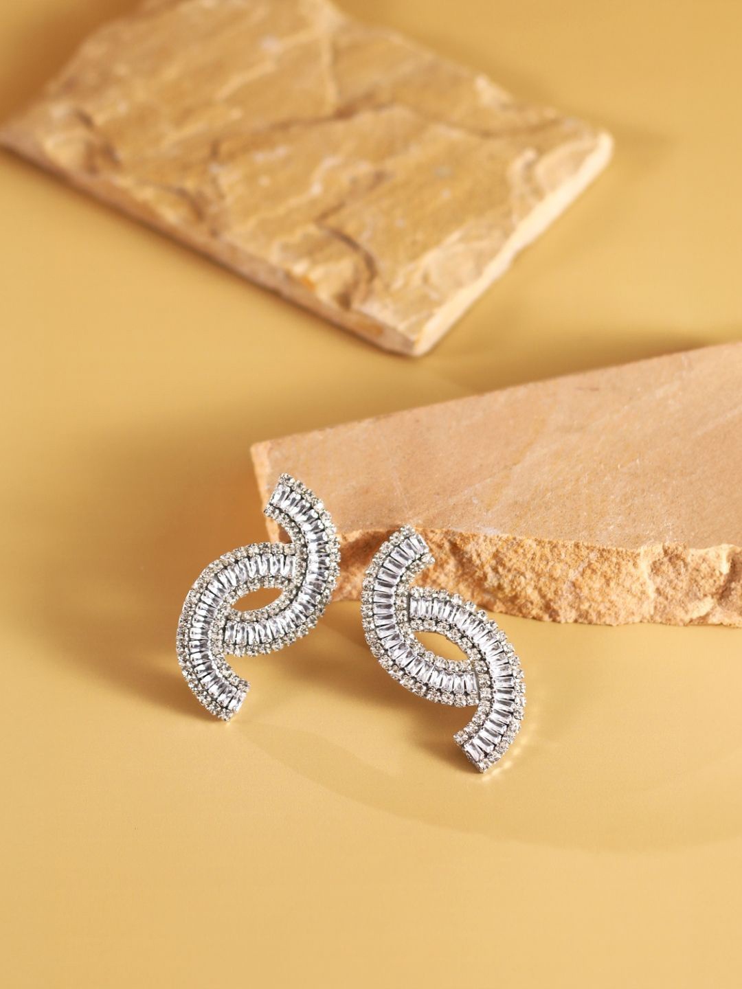 

KPOP Contemporary Studs Earrings, Silver