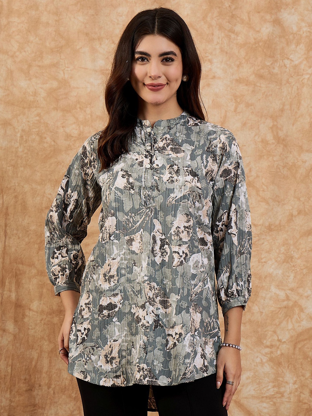 

Anouk Women Mandarin Collar Printed Tunic, Green