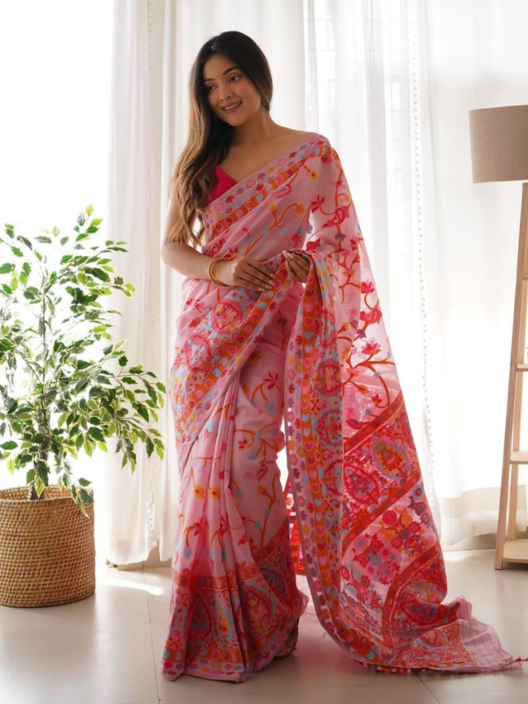 

Anouk Floral Pashmina Banarasi Saree, Pink