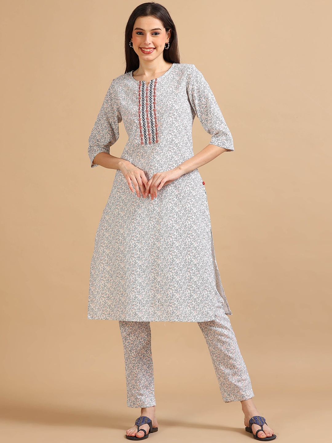 

Marcia Women Floral Printed Regular Pure Cotton Kurta with Trousers, White