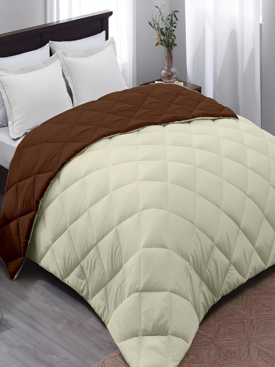 

tundwal's Beige & Beige Heavy Winter 210 GSM Single Bed Comforter