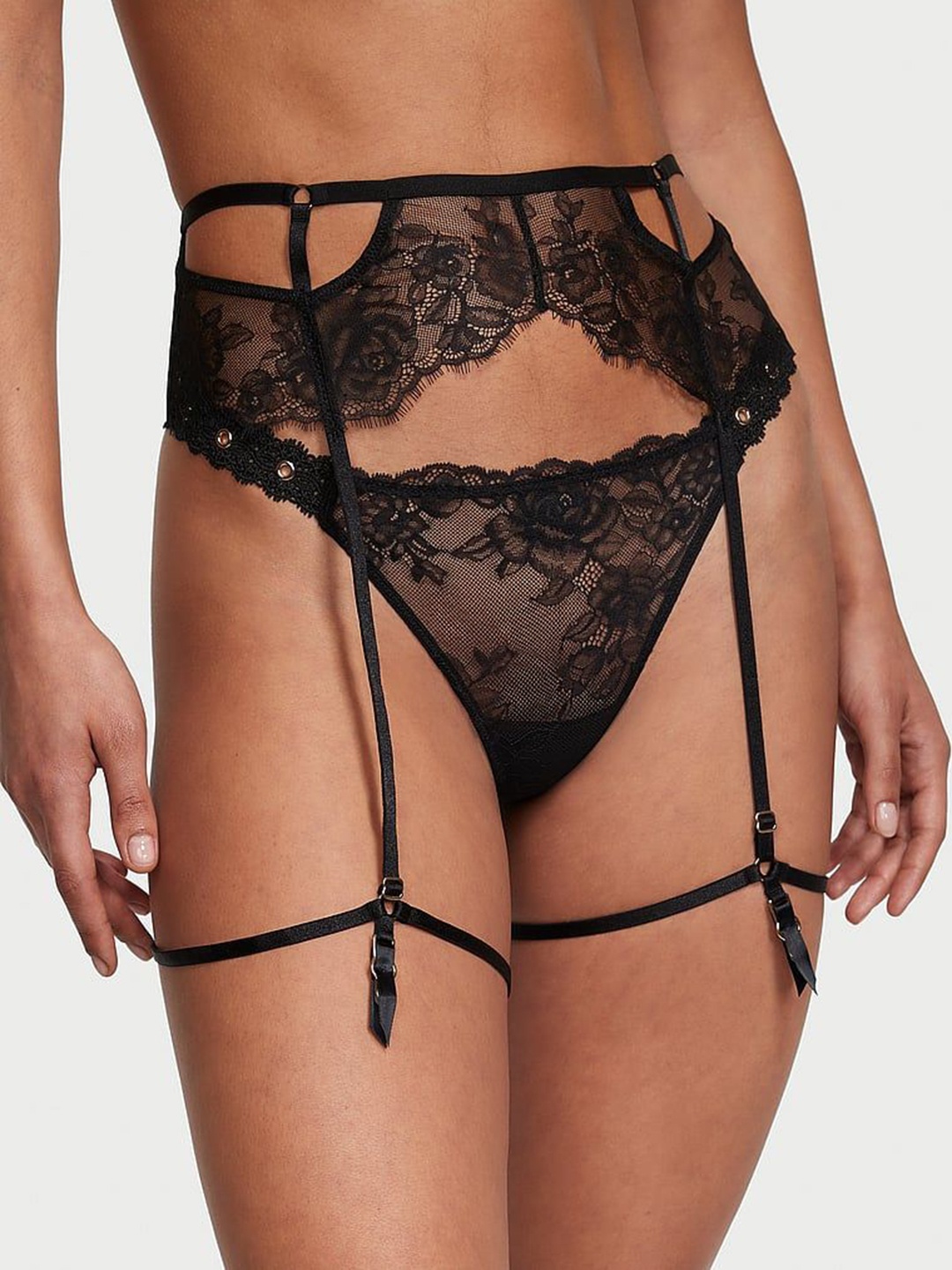 

Victoria's Secret Self-Designed Low-Rise Thong Brief 1123843754A2, Black