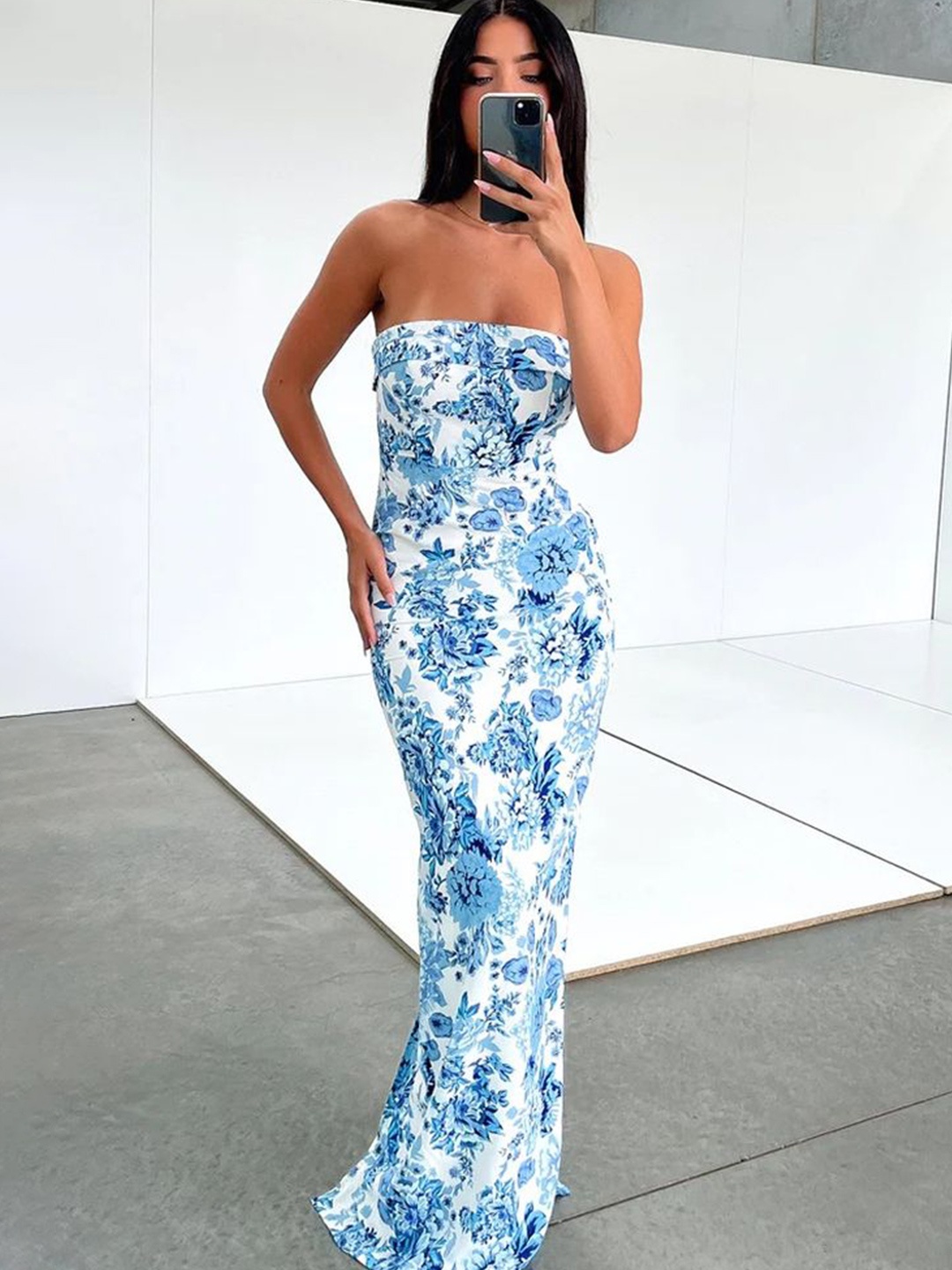 

LULU & SKY Women Floral Print Maxi Dress, Blue