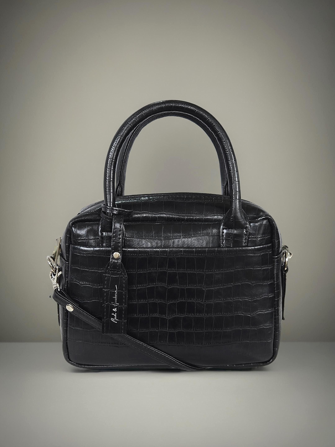

Mast & Harbour Animal PU Bowling Shoulder Bag with Quilted, Black