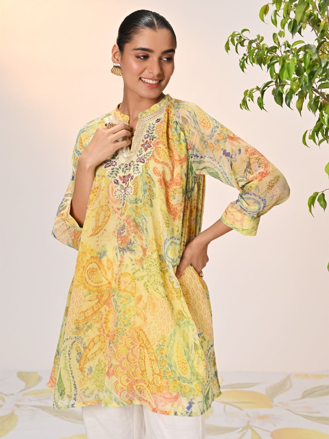 

Lakshita Print Mandarin Collar Roll-Up Sleeves Georgette Top, Yellow