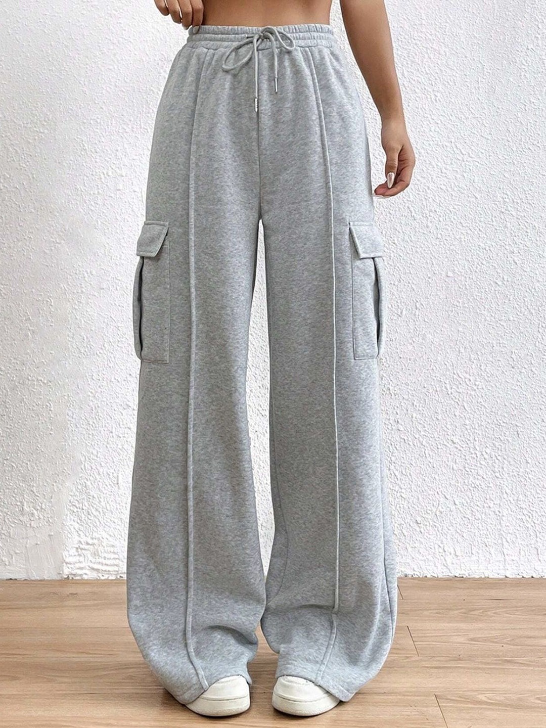 

LA CHIC PICK Women Oversized Mid-Rise Track Pants, Grey