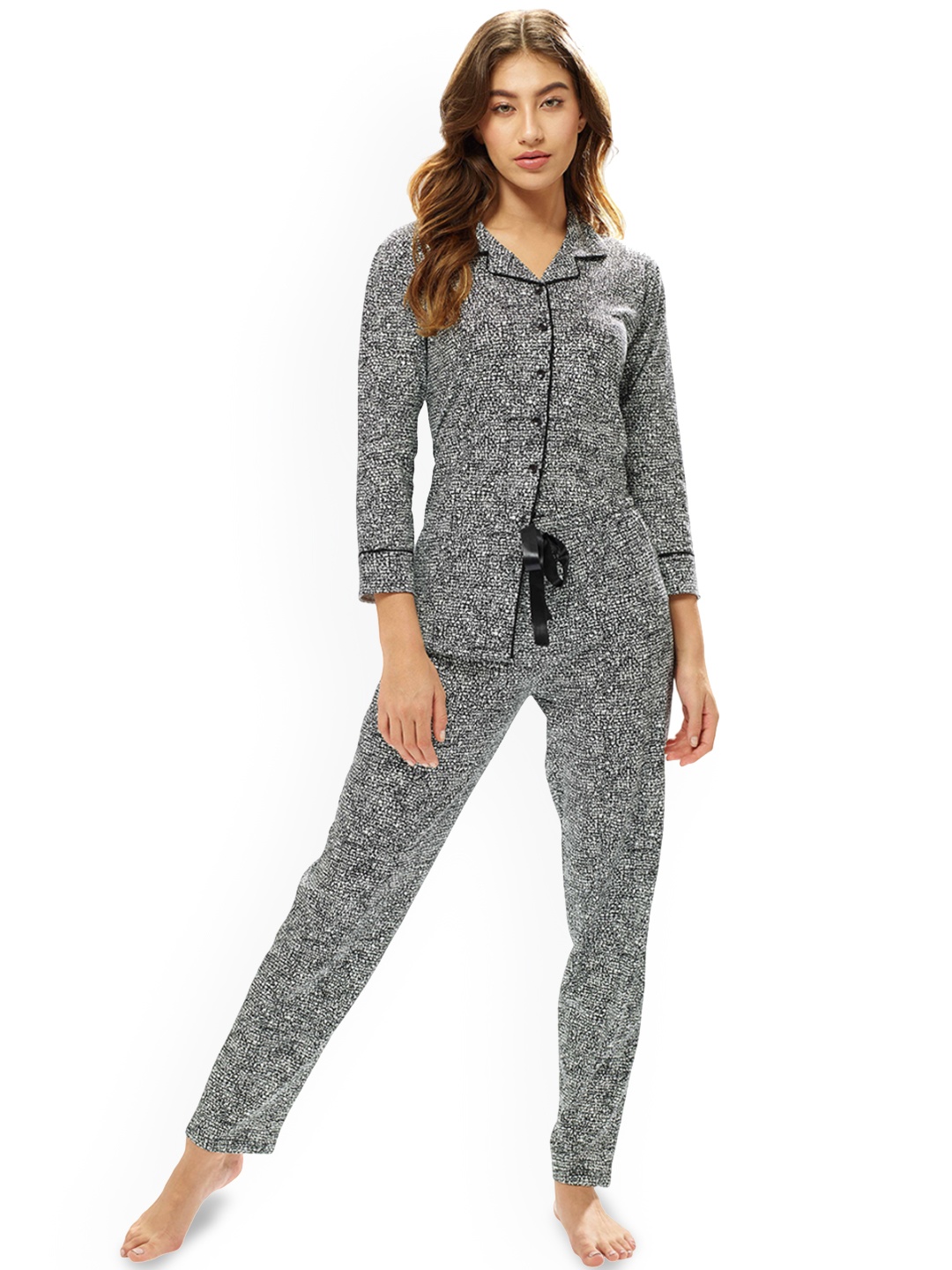 

Lotik Women Printed Night suit, Black