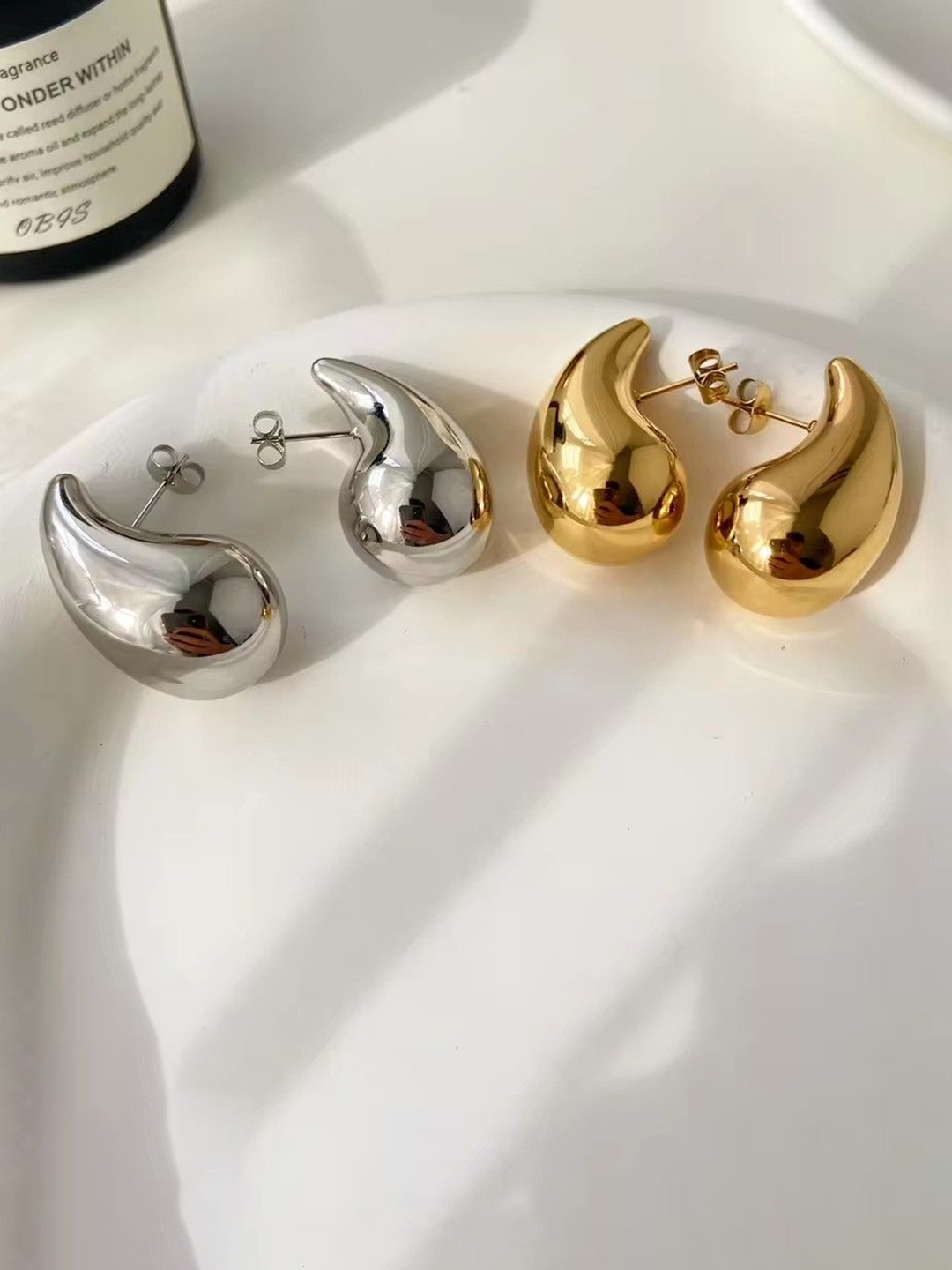 

Celestique Contemporary Studs Earrings, Gold