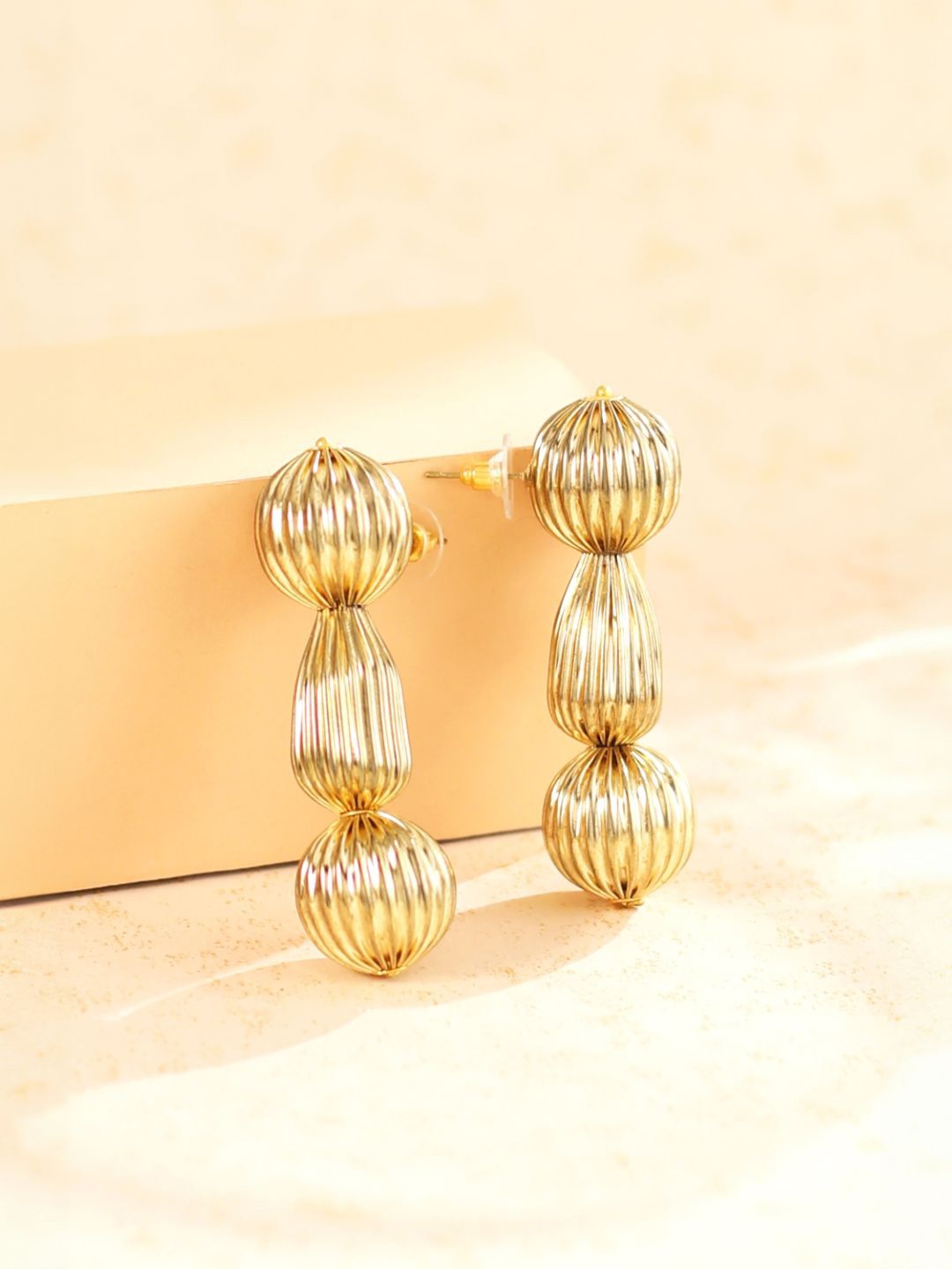 

KPOP Contemporary Drop Earrings, Gold