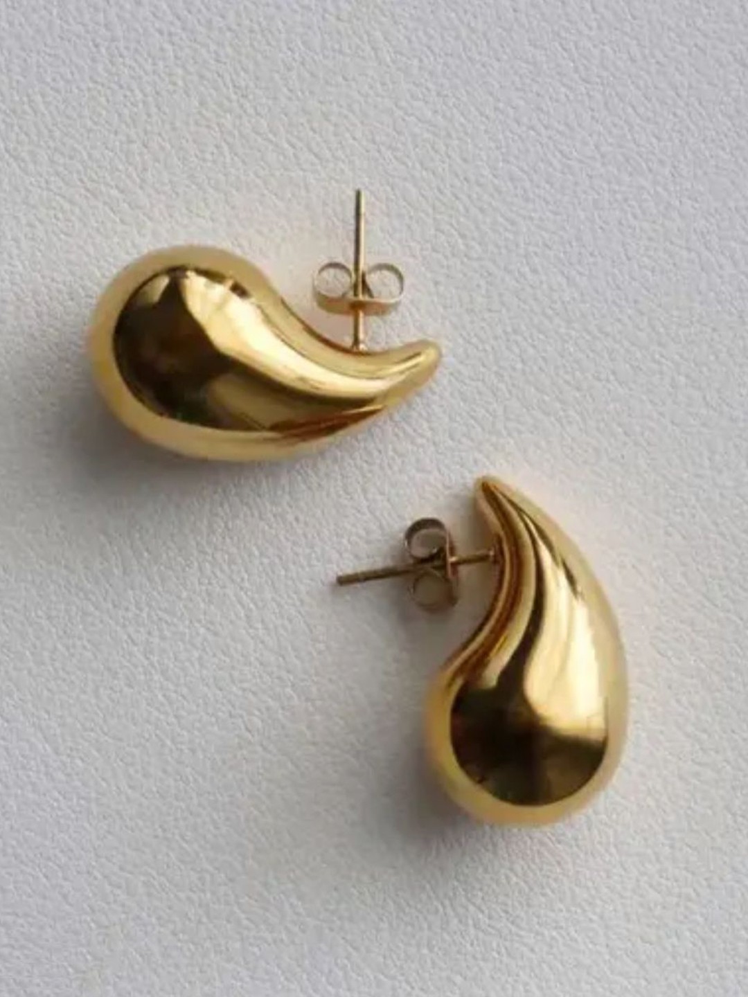 

ANJNI CREATION Heart Shaped Drop Earrings, Gold