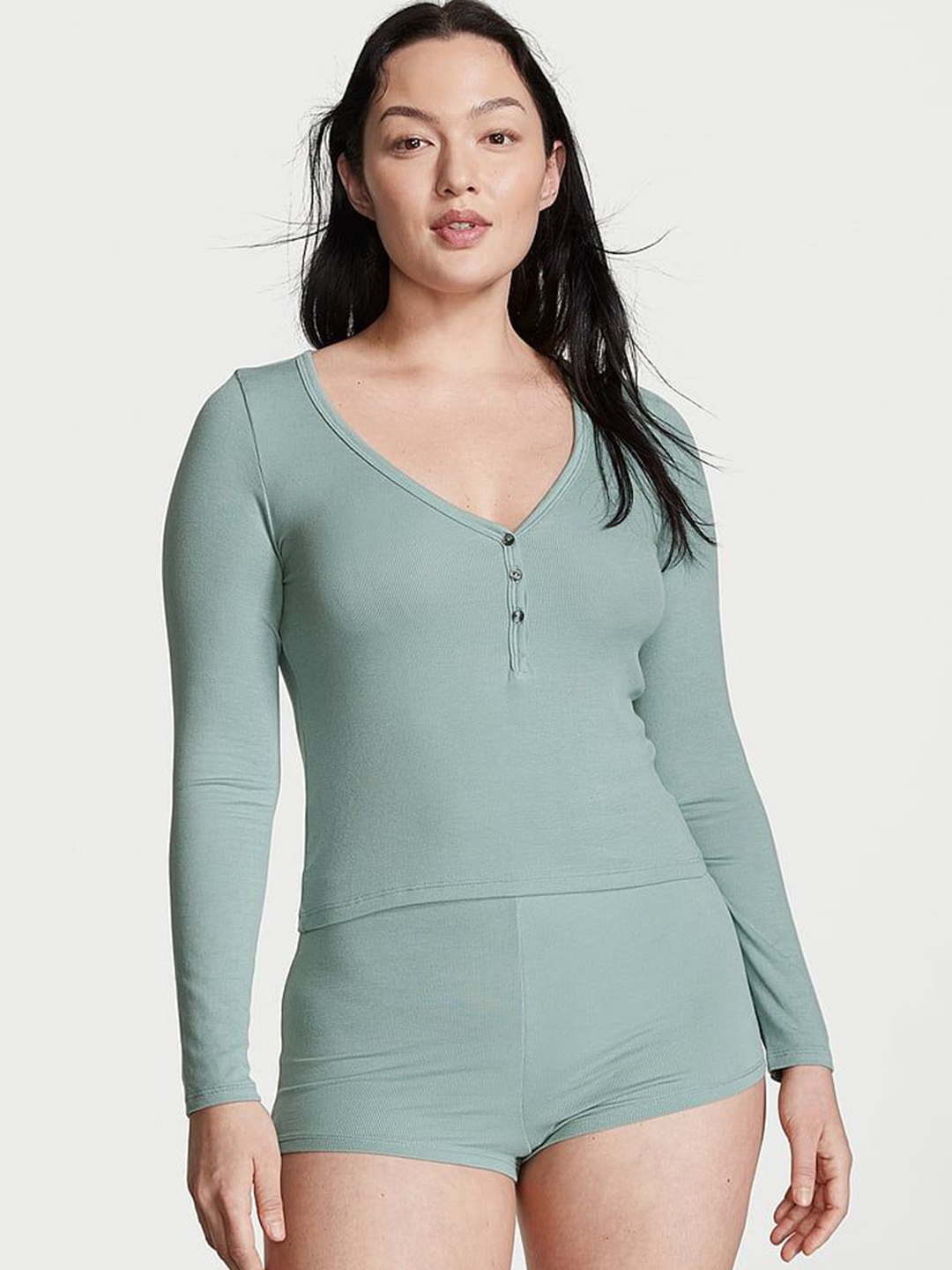 

Victoria's Secret Women Night suit, Green