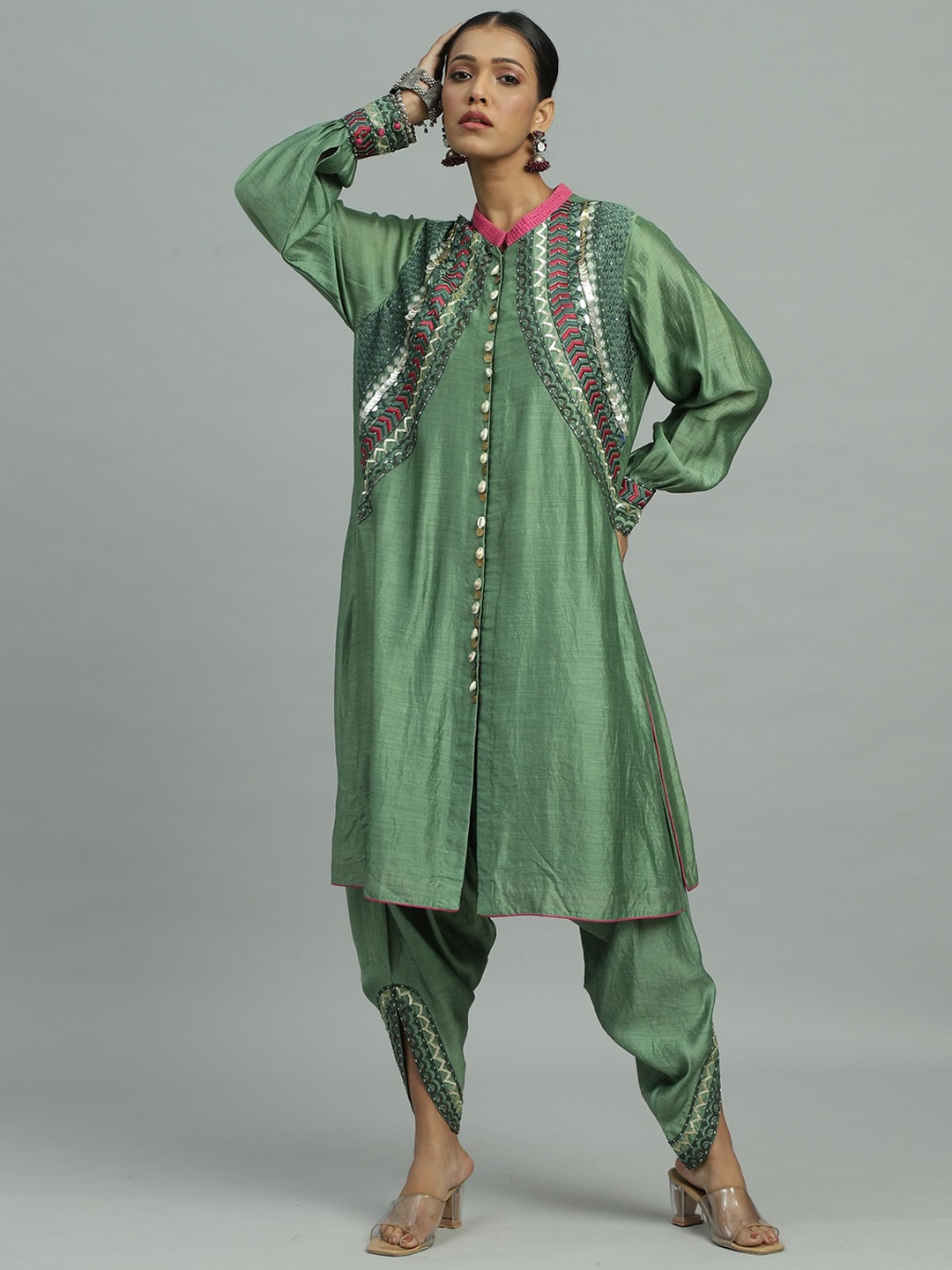 

Siyona by Ankurita Women Embroidered Regular Thread Work Chanderi Silk Kurta with Dhoti Pants & With Dupatta, Green