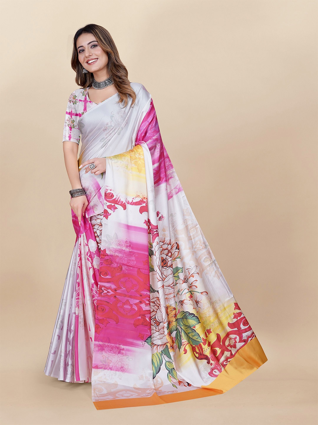 

Anouk Floral Printed Saree With Blouse Piece, Grey