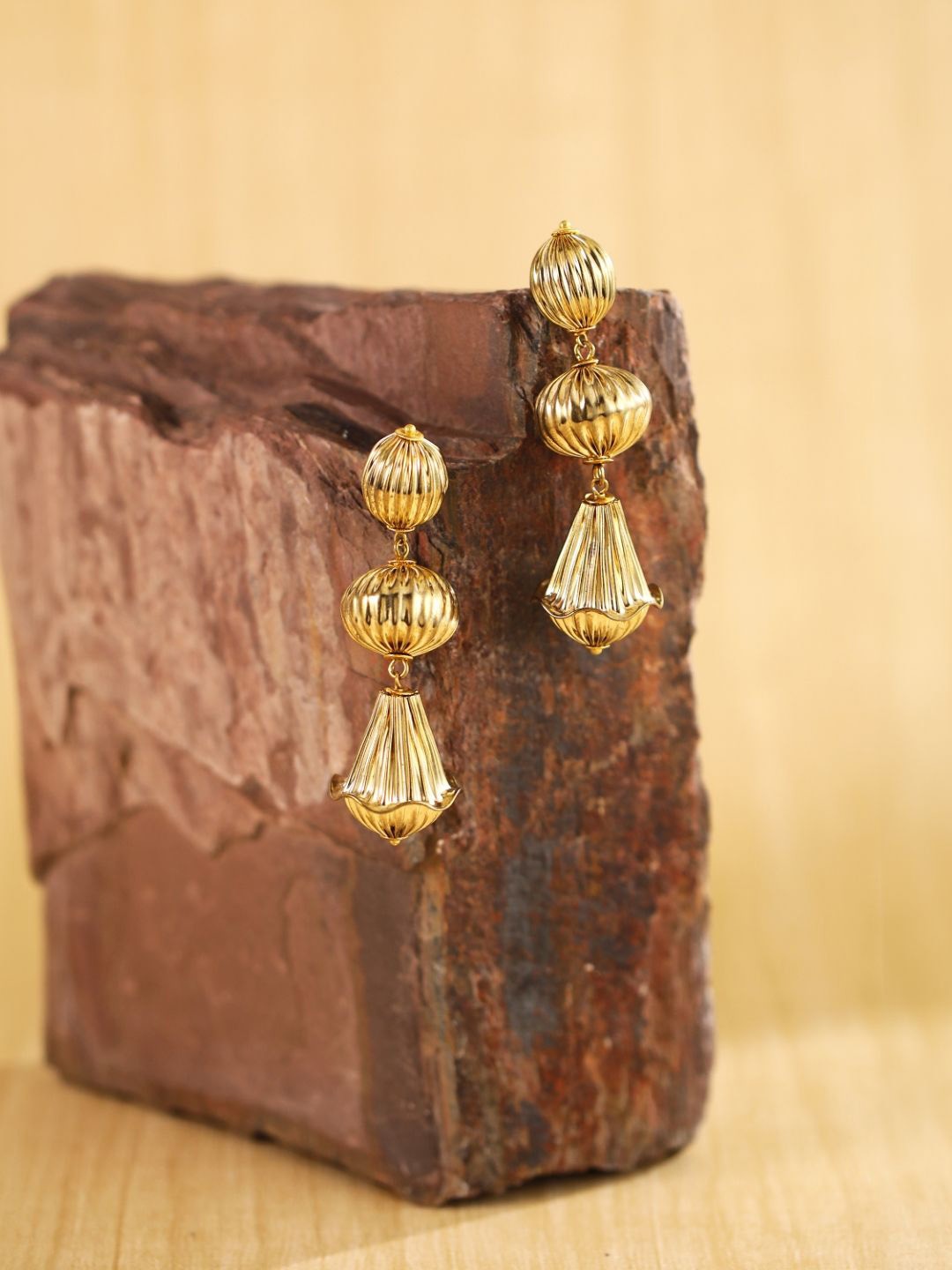 

KPOP Contemporary Drop Earrings, Gold